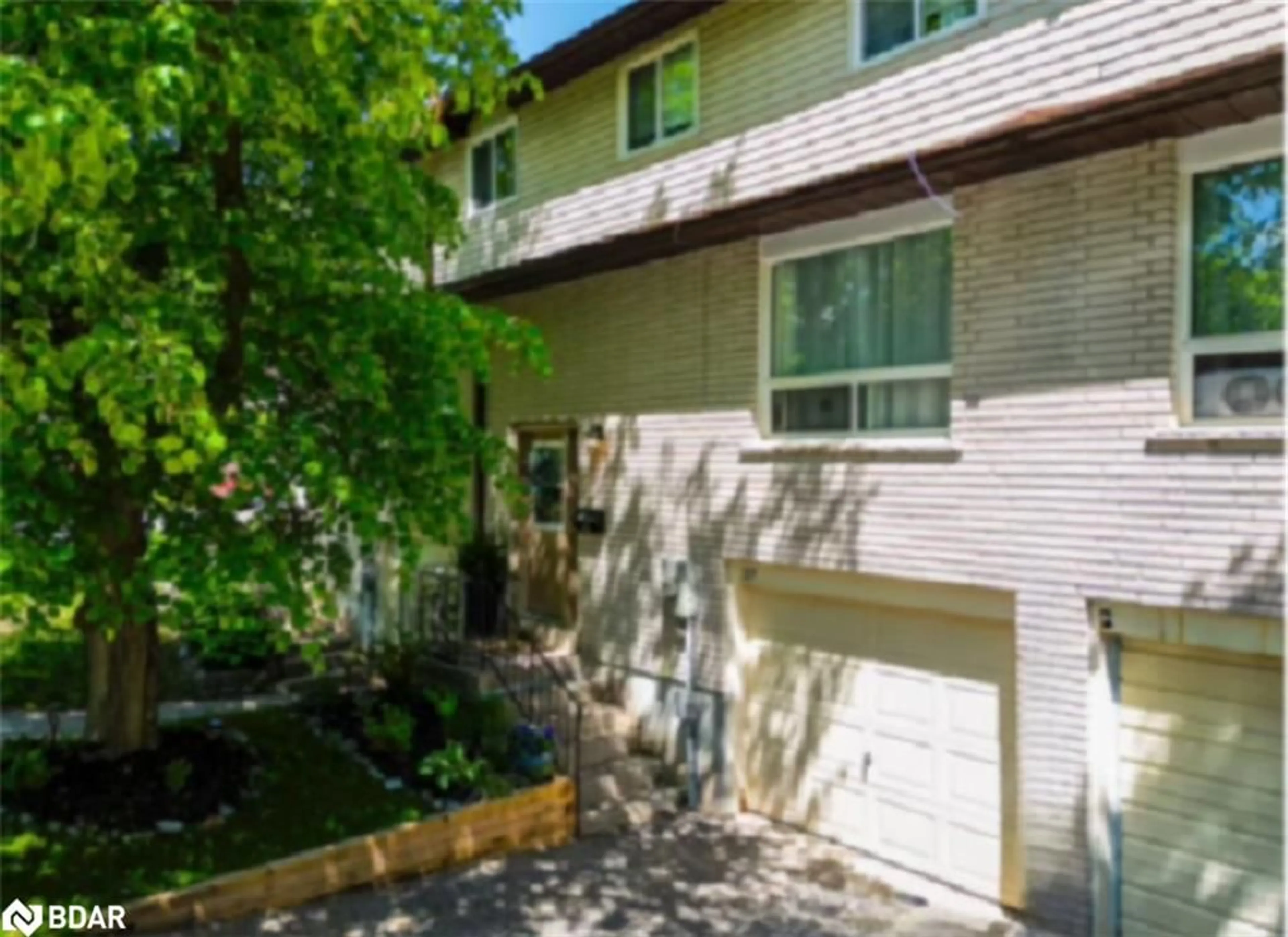 A pic from exterior of the house or condo for 1095 Mississaga St #37, Orillia Ontario L3V 6W7