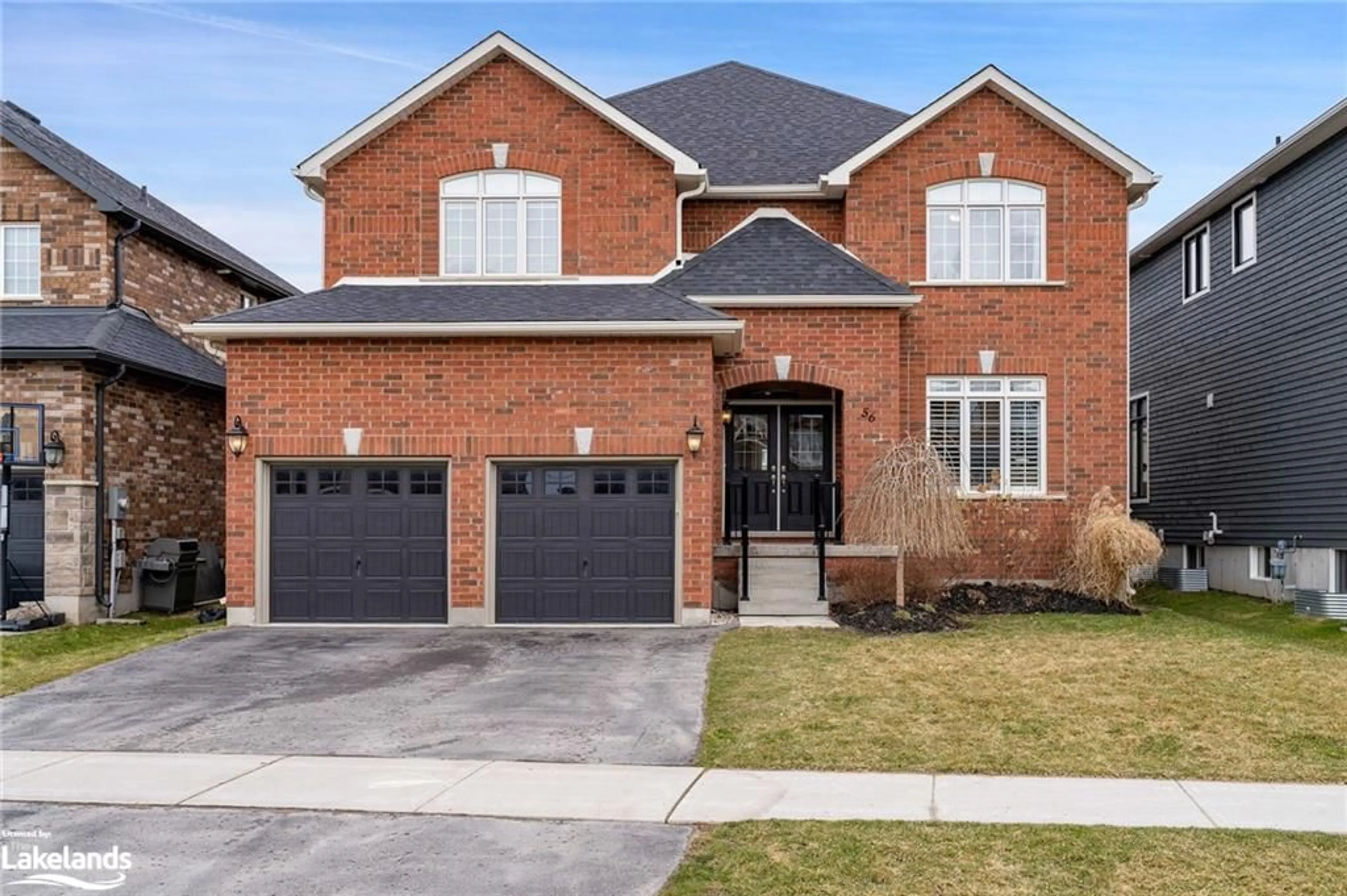 Home with brick exterior material for 56 Lockerbie Cres, Collingwood Ontario L9Y 4S1