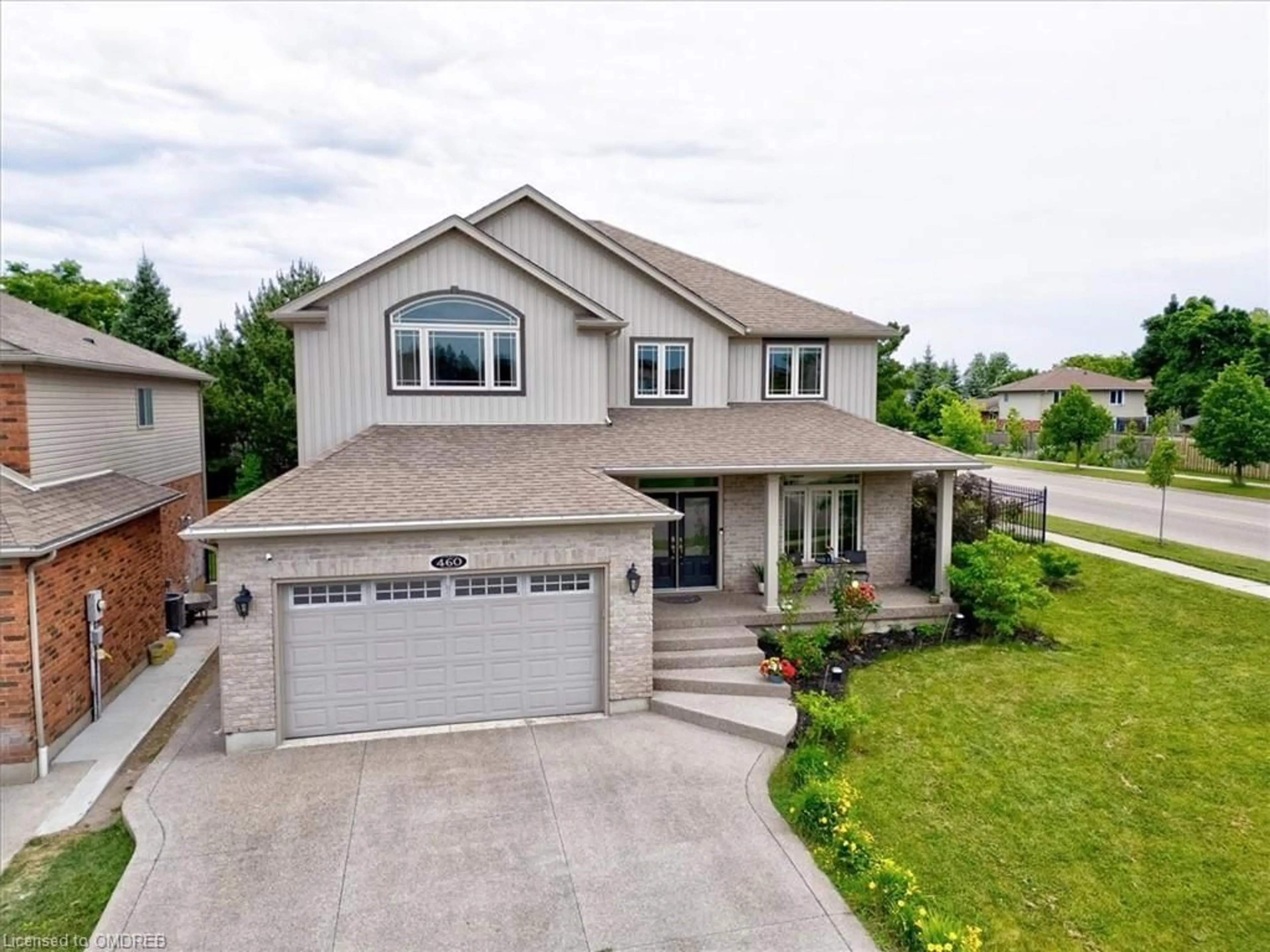 Frontside or backside of a home for 460 Westcroft Dr, Waterloo Ontario N2T 3A1