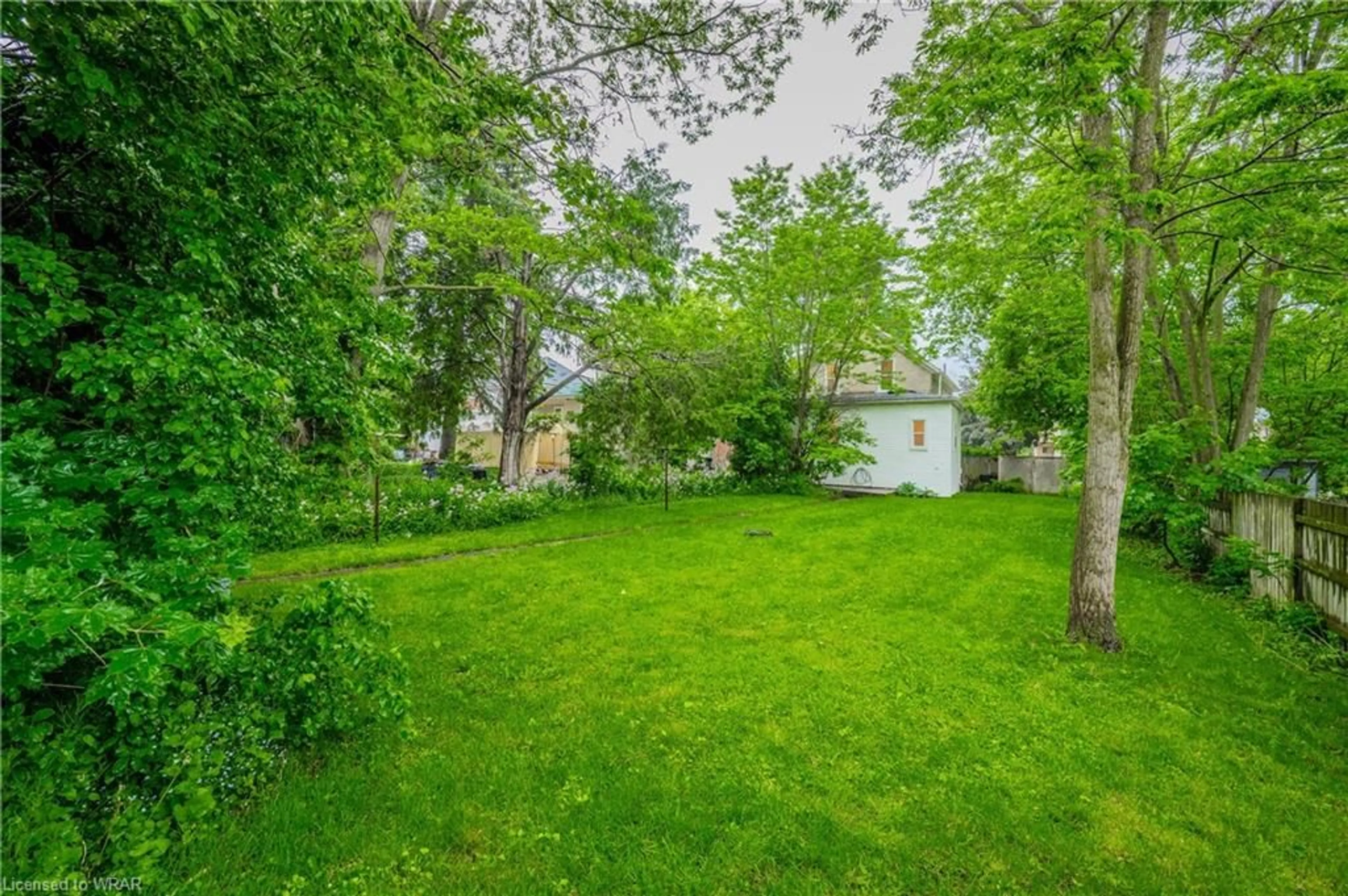 Fenced yard for 69 Peppler St, Waterloo Ontario N2J 3C9