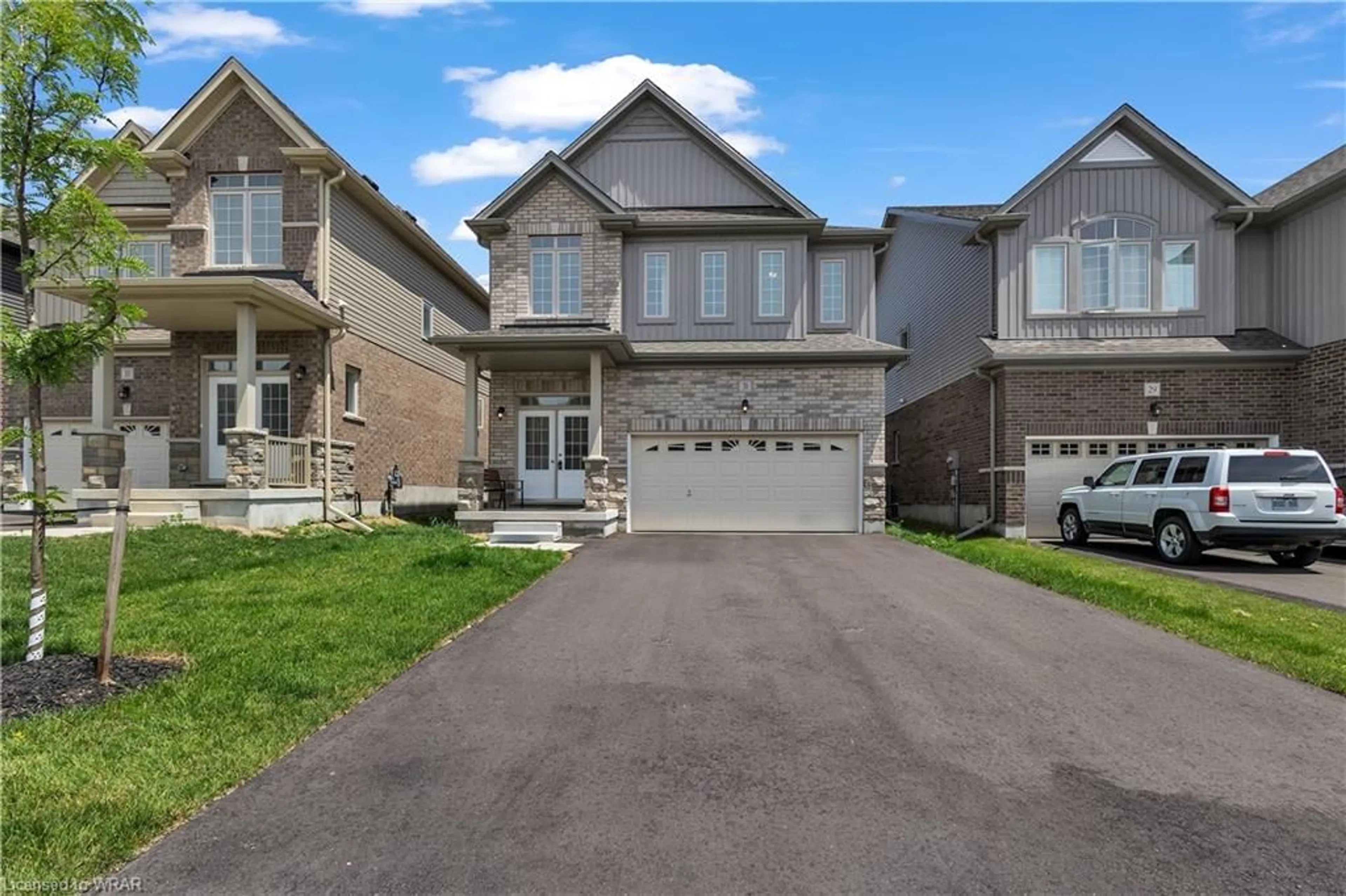 Frontside or backside of a home for 31 Henry Maracle St, Ayr Ontario N0B 1E0