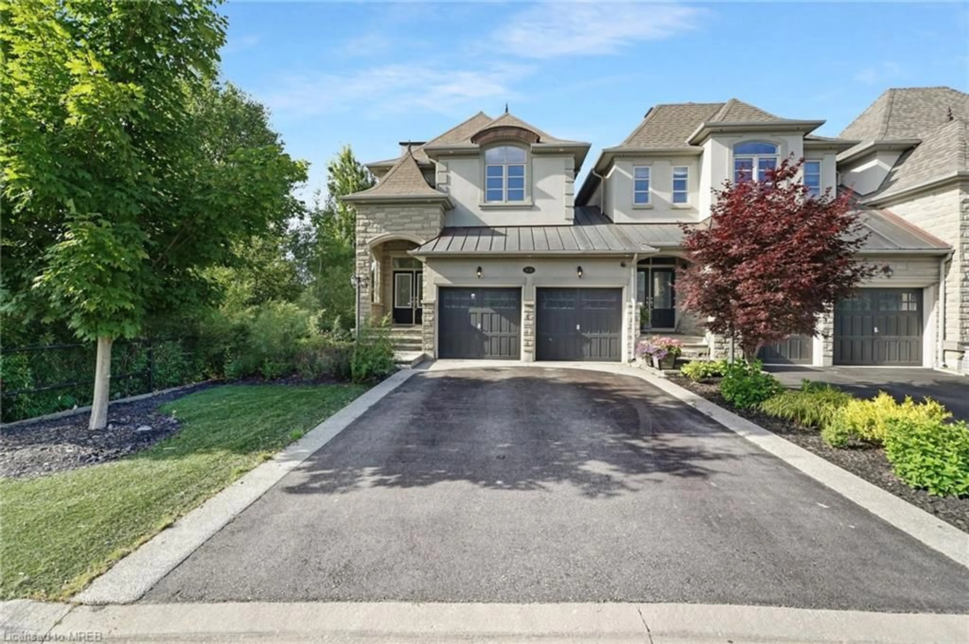 Frontside or backside of a home for 3136 Watercliffe Crt, Oakville Ontario L6M 0K7