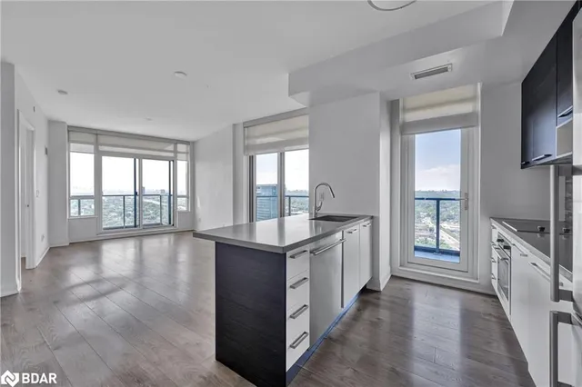 36 Park Lawn Road Rd #3205, Toronto 4