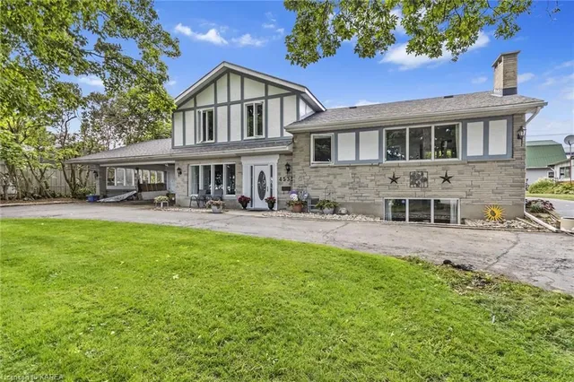 4535 Bath Rd, Amherstview 2