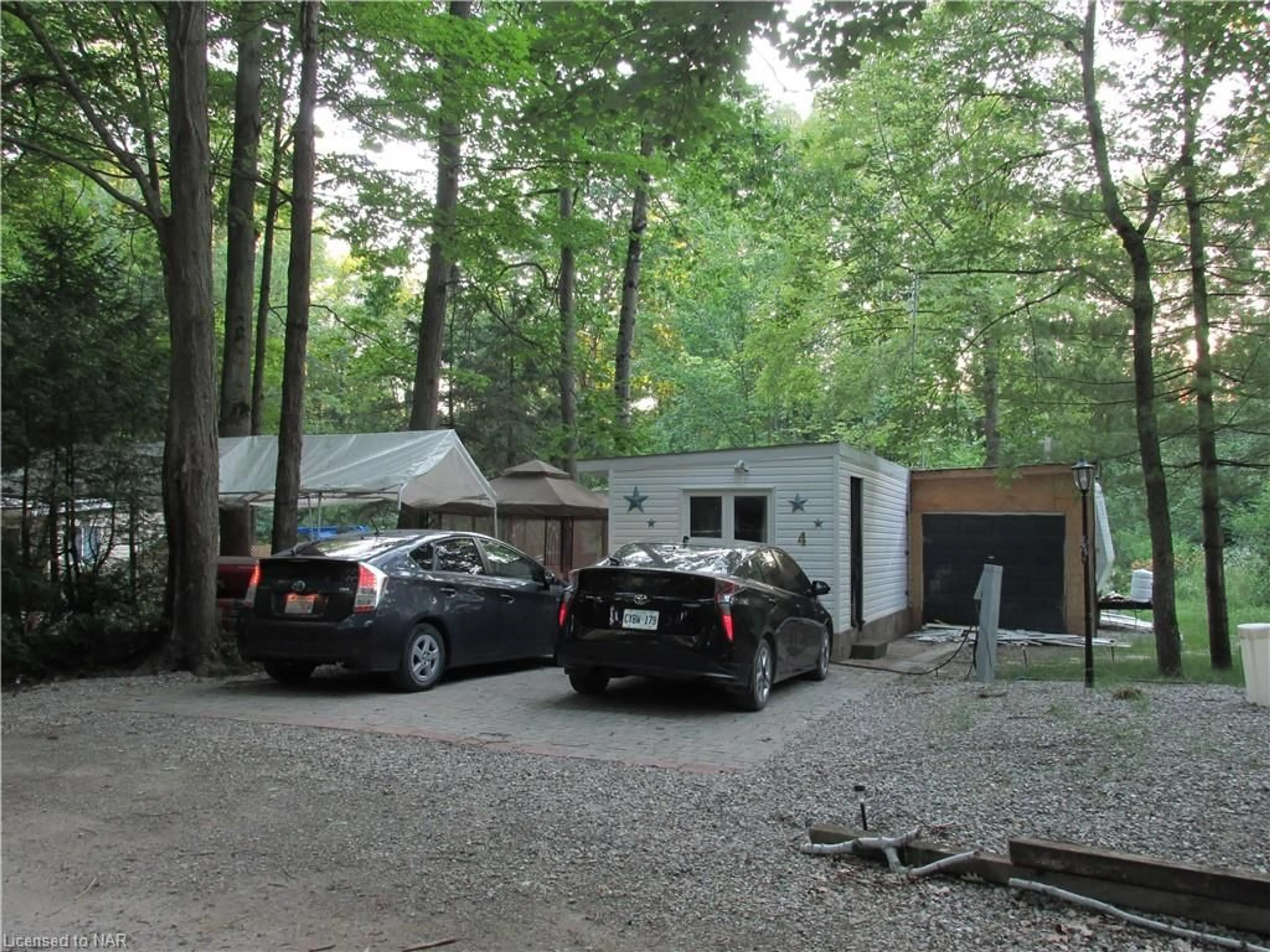 Indoor garage, cement floor for 334 Rattlesnake Rd #4, Lowbanks Ontario N0A 1K0