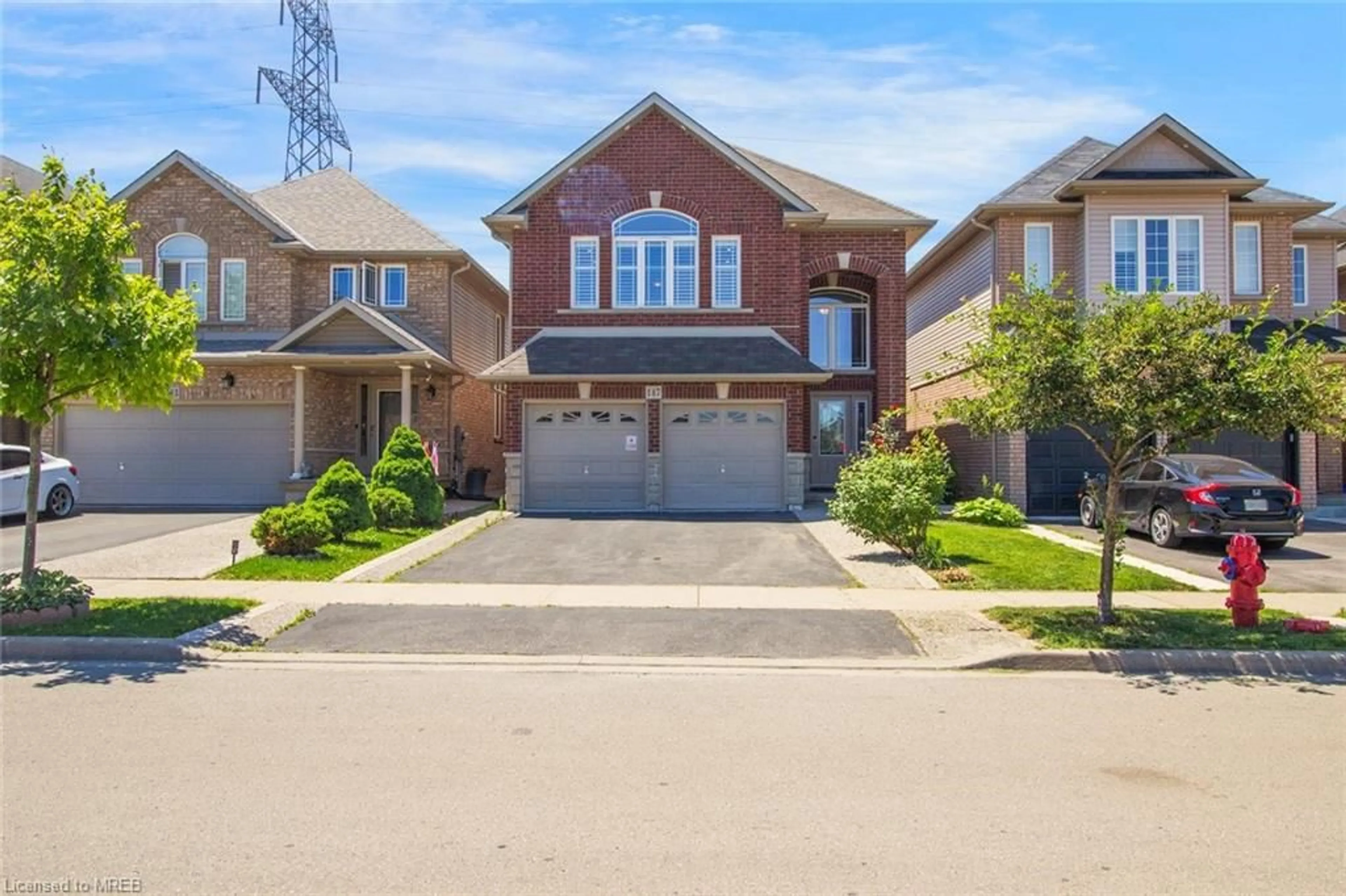 Frontside or backside of a home for 147 Pelech Cres, Stoney Creek Ontario L0R 1P0