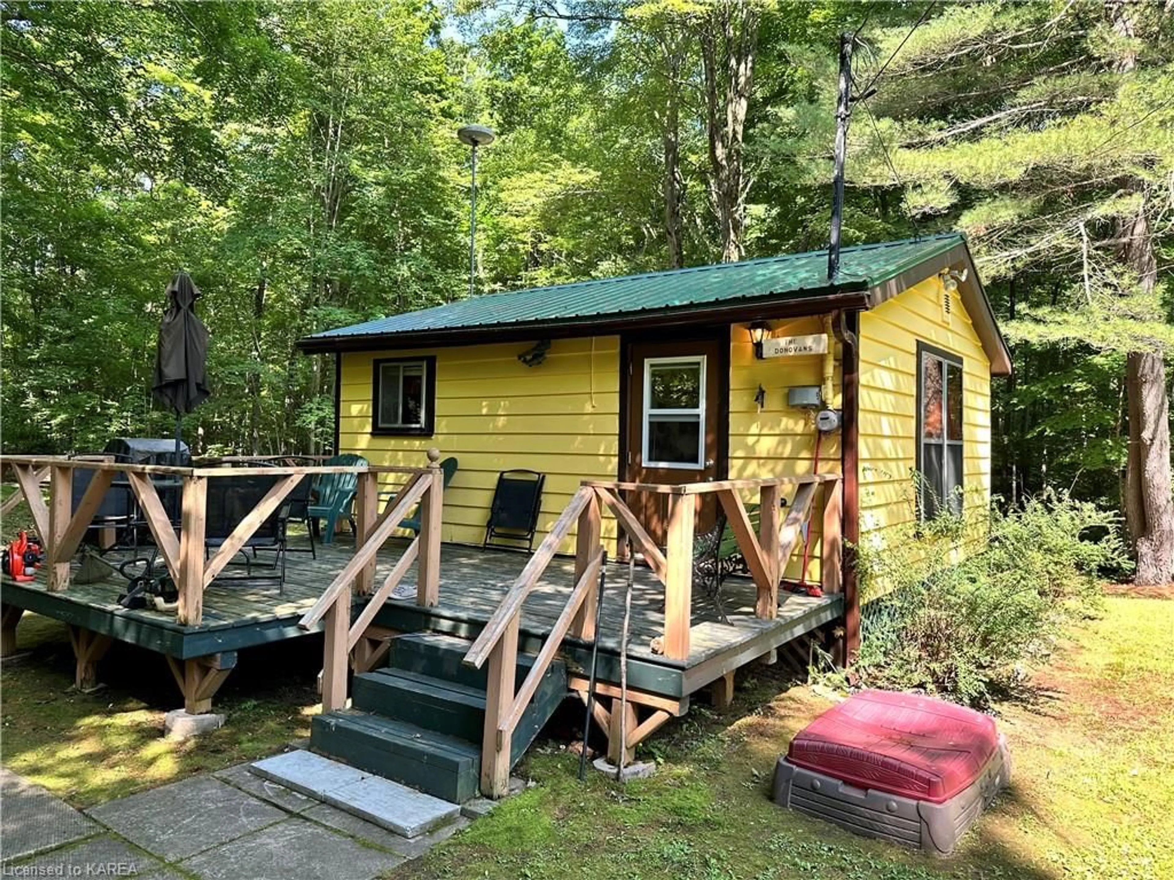 Cottage for 51A Thompson Lane, Newboro Ontario K0G 1P0