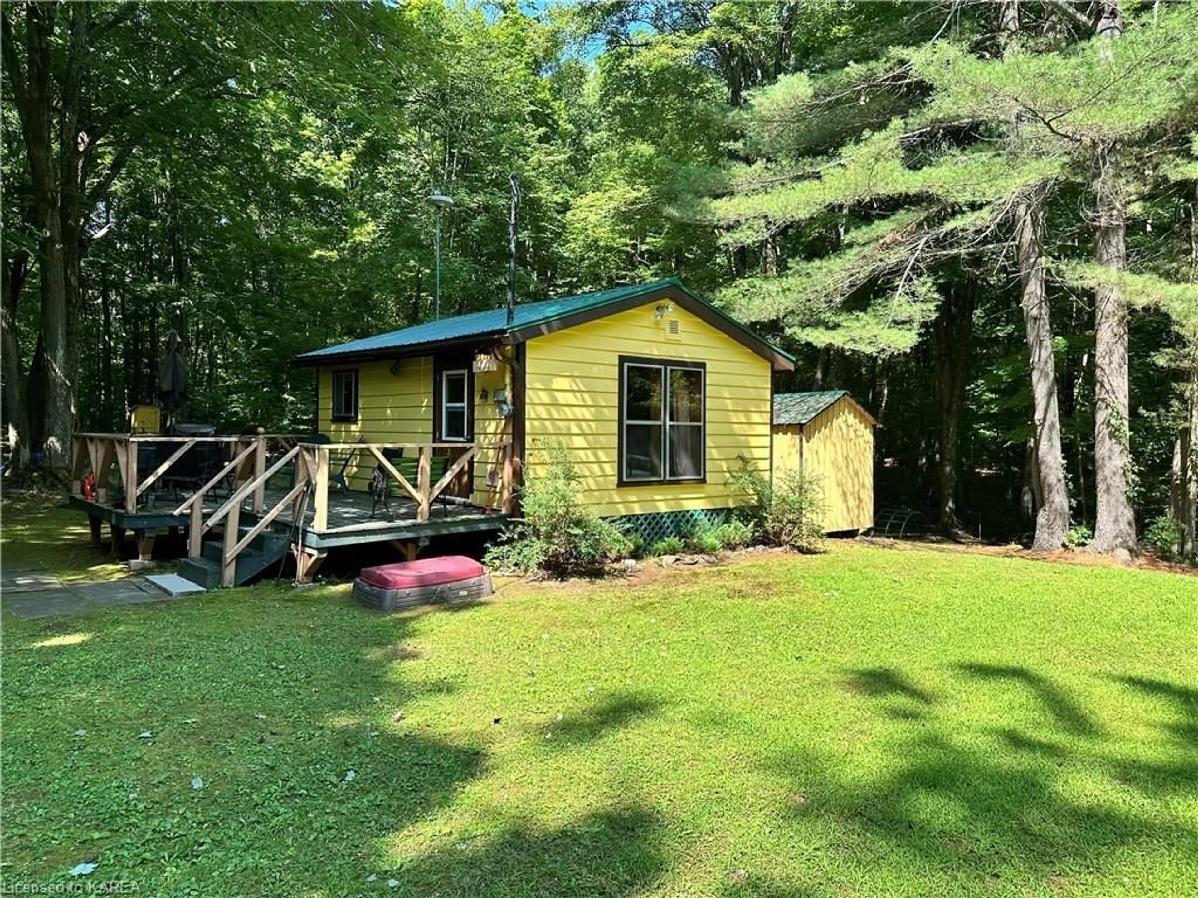 Cottage for 51A Thompson Lane, Newboro Ontario K0G 1P0