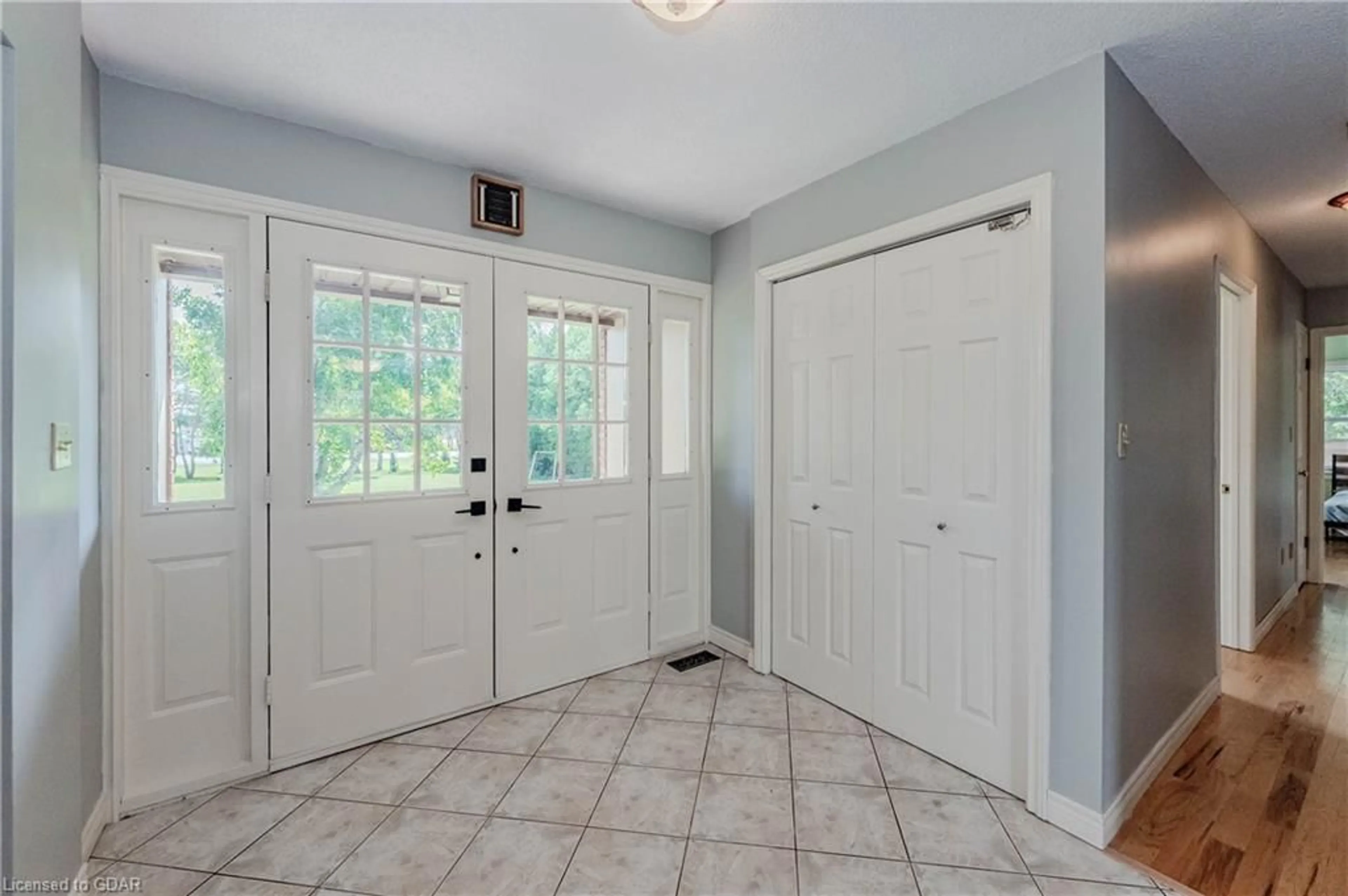 Indoor entryway, unknown floor for 5941 Wellington Rd. 7 Rd, Ponsonby Ontario N1H 6J2