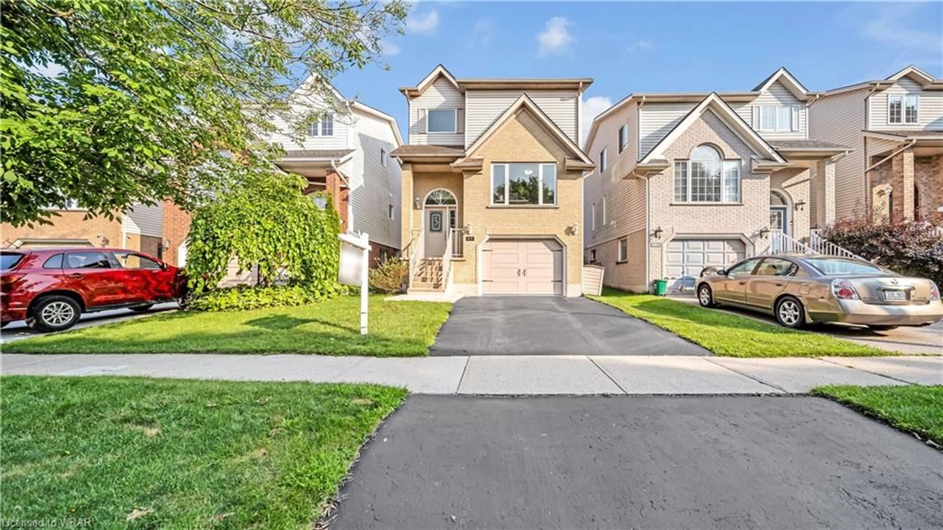 Frontside or backside of a home for 679 Keatswood Cres, Waterloo Ontario N2T 2R7