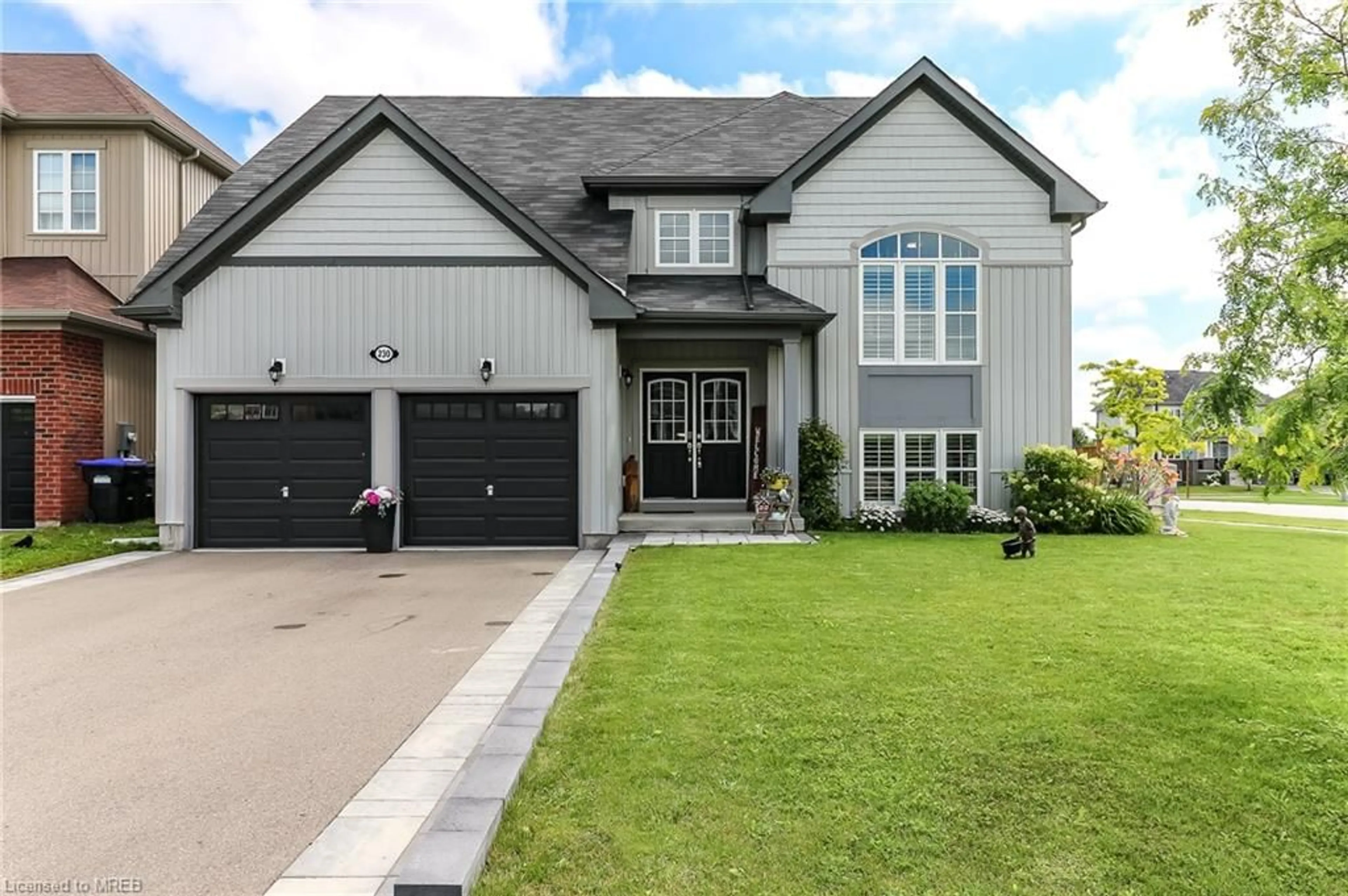 Frontside or backside of a home for 230 Roy Dr, Stayner Ontario L0M 1S0