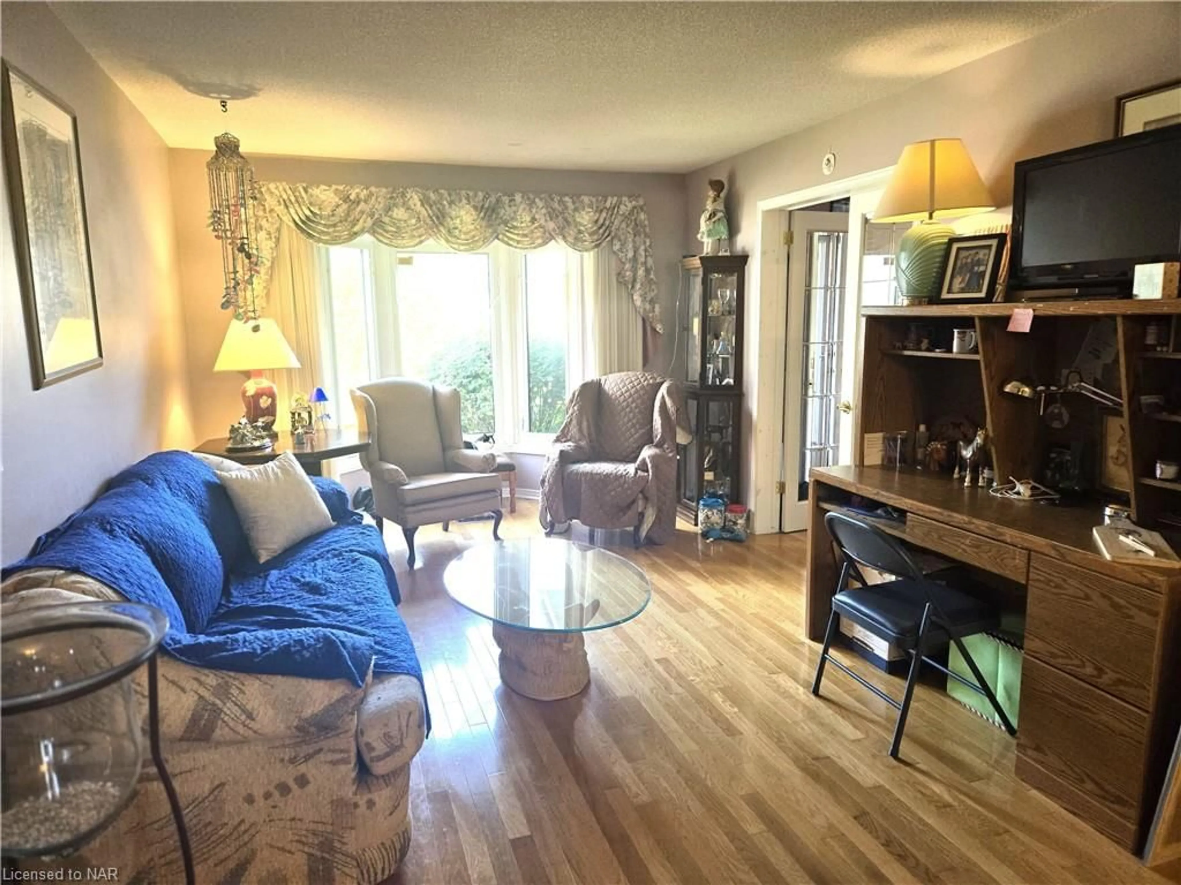 A pic of a room for 35 Woodrush Ave, Welland Ontario L3C 6S6
