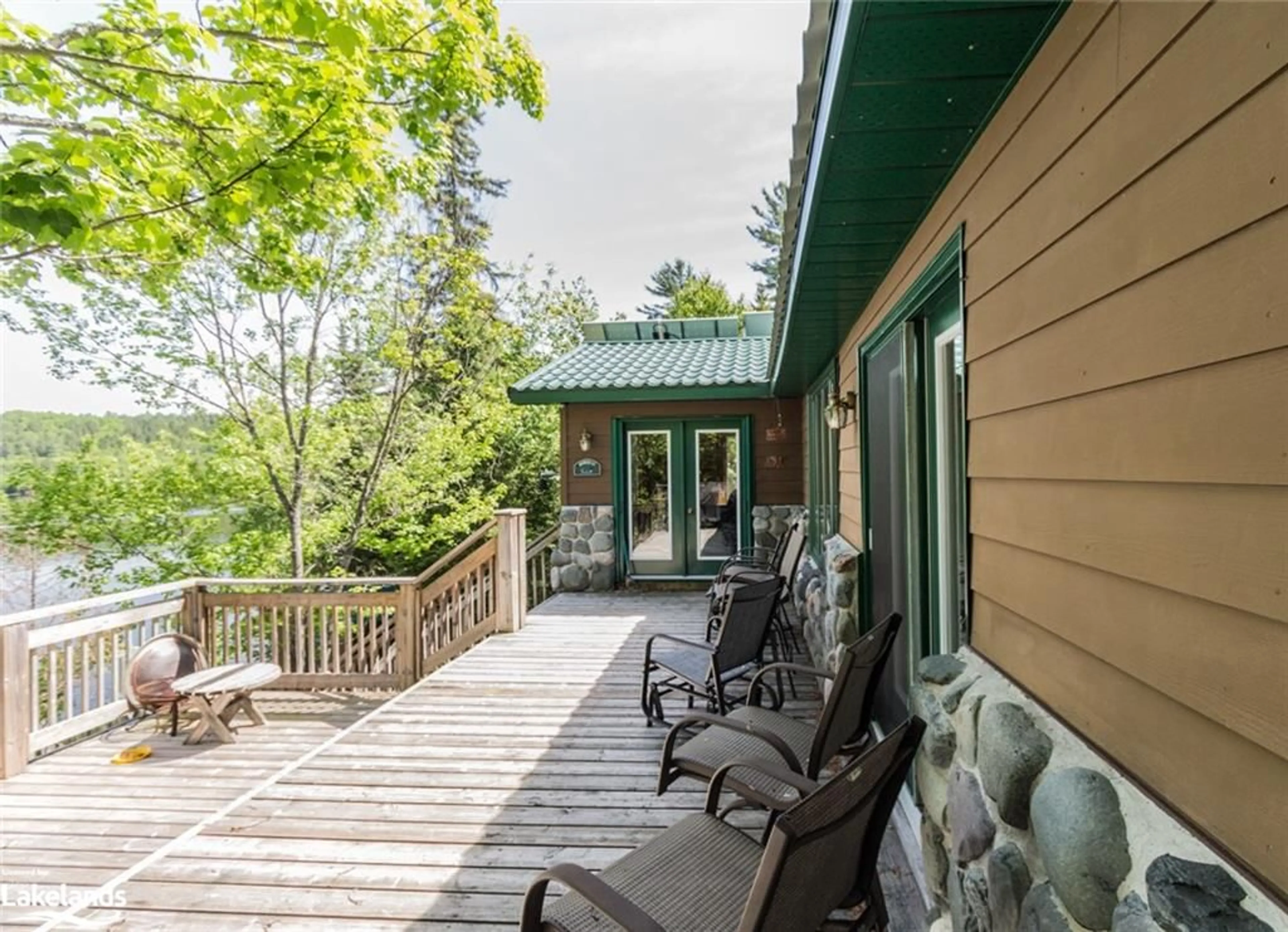 Patio, cottage for 10365 Rabbit Lake, Temagami Ontario P0H 2H0