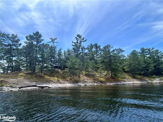 A30-28 Mclean Pt Island, Pointe au Baril 2