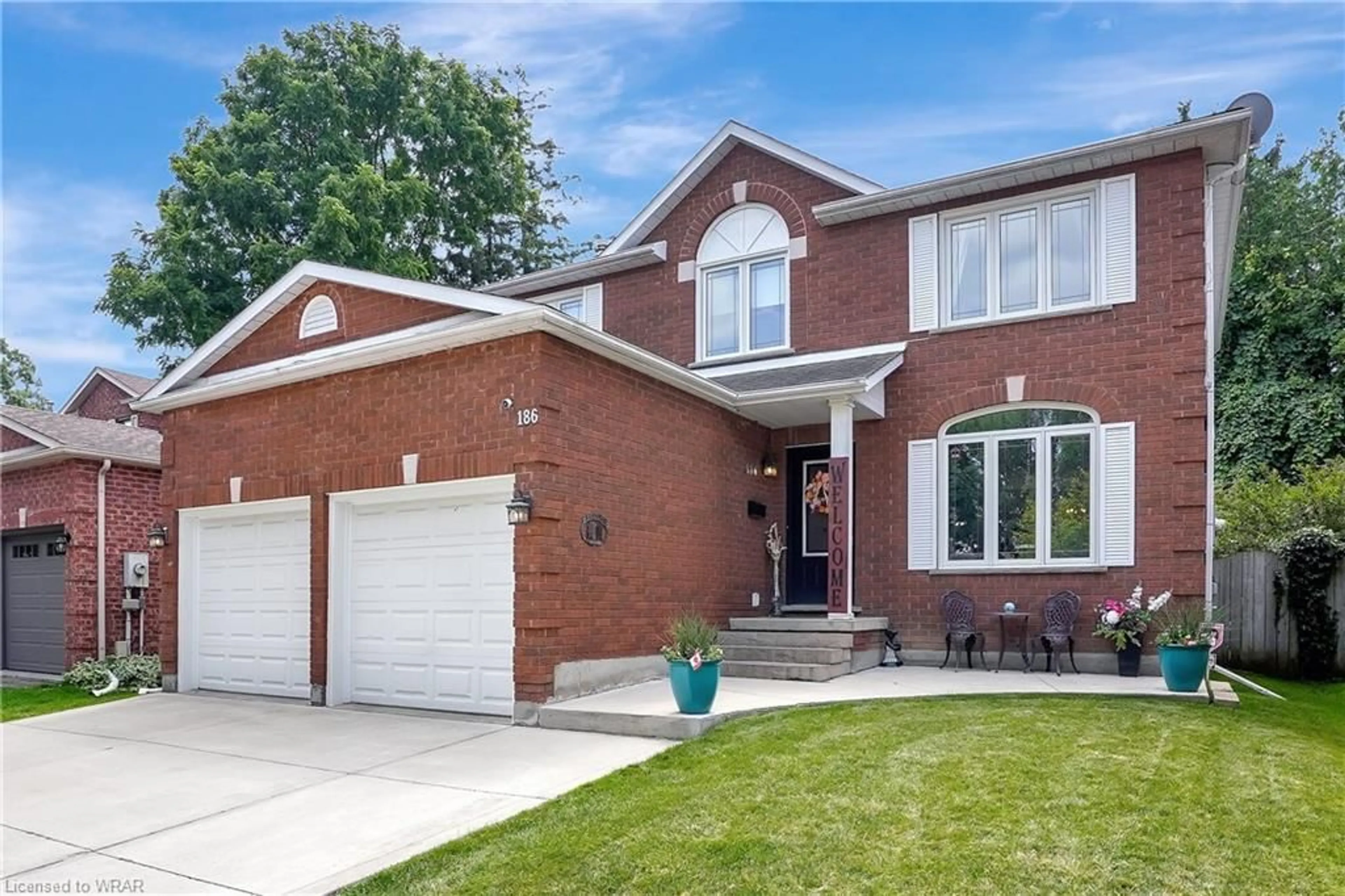 Home with brick exterior material for 186 General Dr, Kitchener Ontario N2K 3S6
