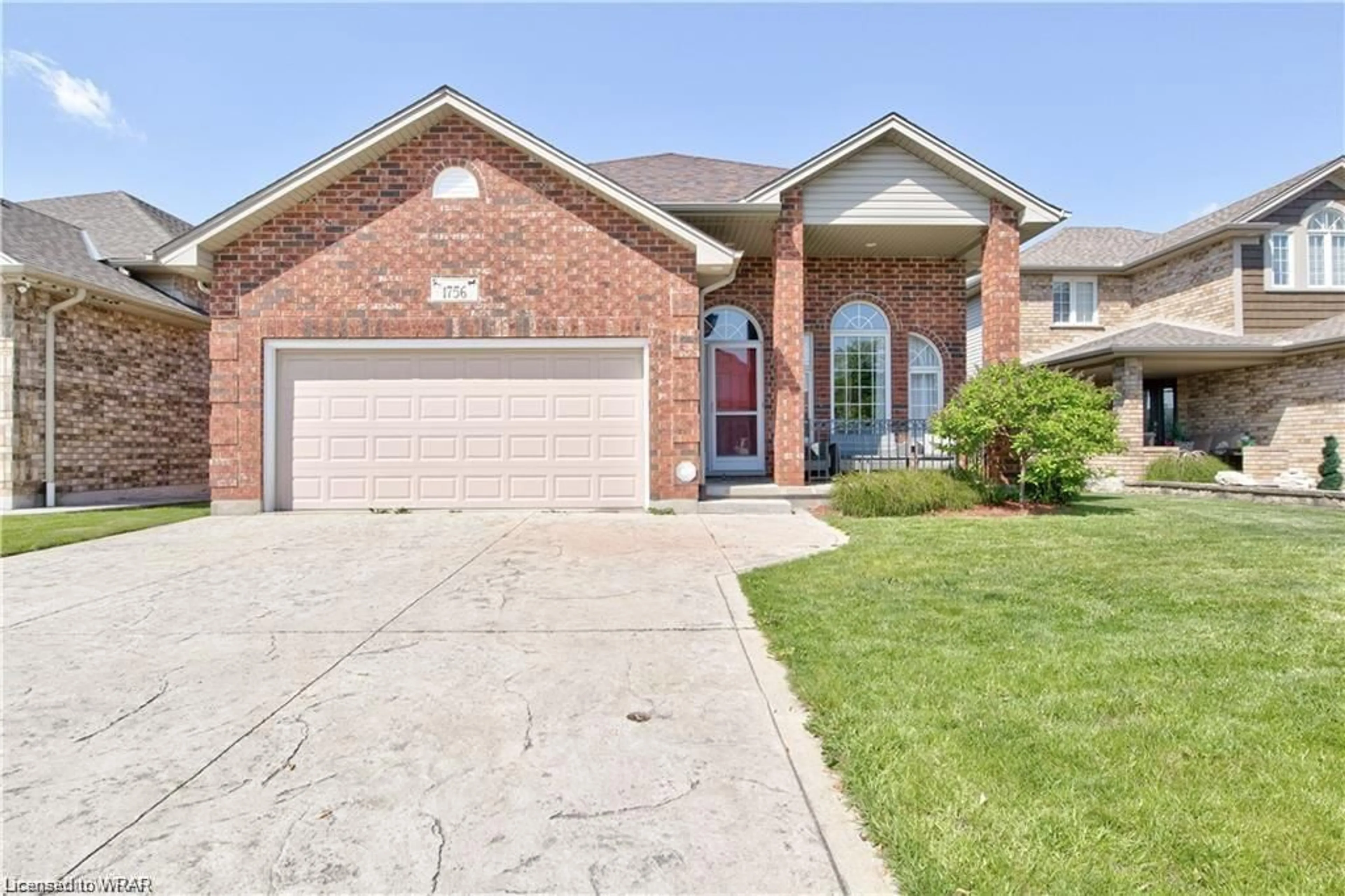 Home with brick exterior material for 1756 Bayswater Cres, London Ontario N6G 5M9