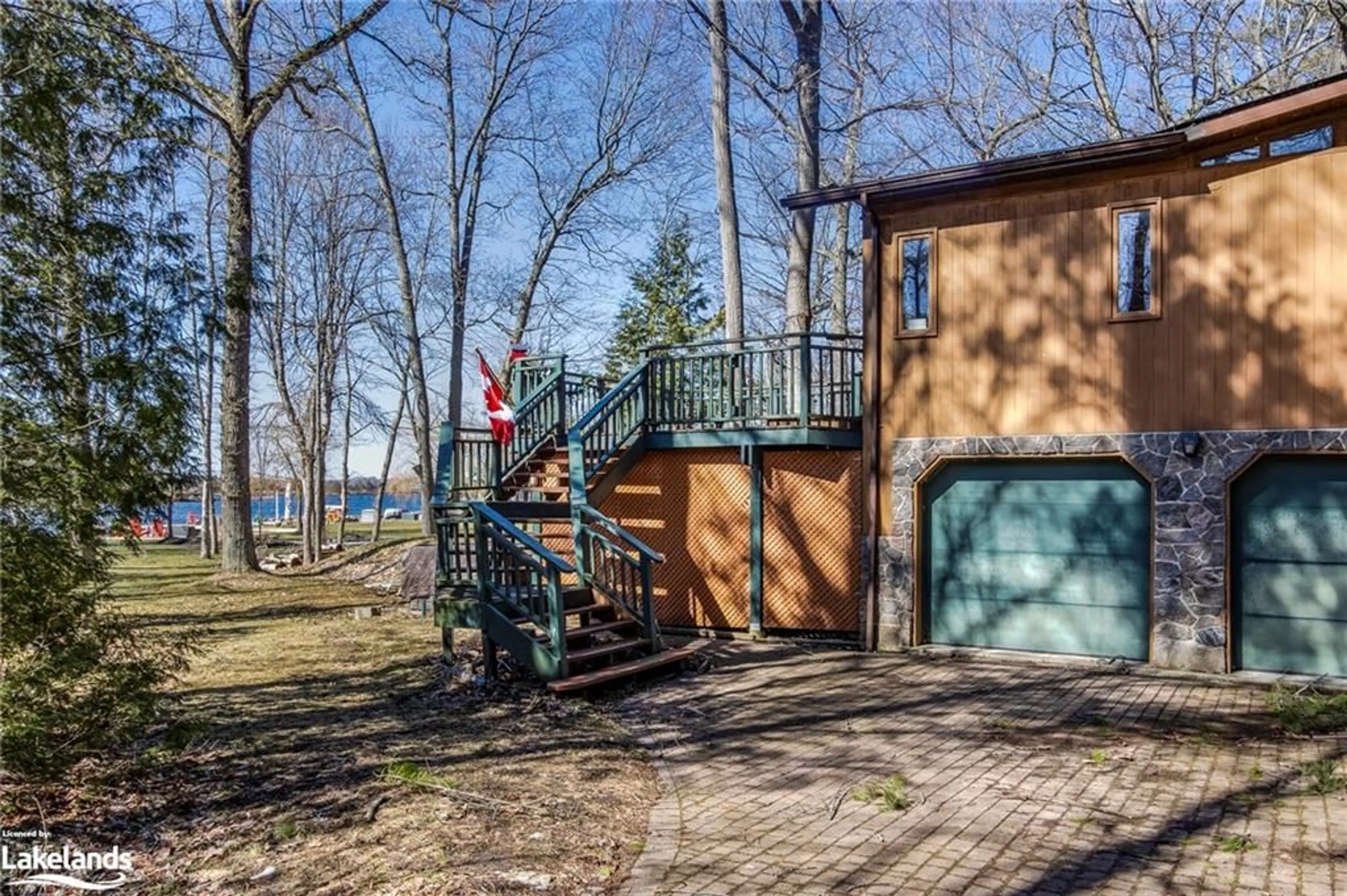 Cottage for 38 Forest Harbour Pky, Waubaushene Ontario L0K 2C0
