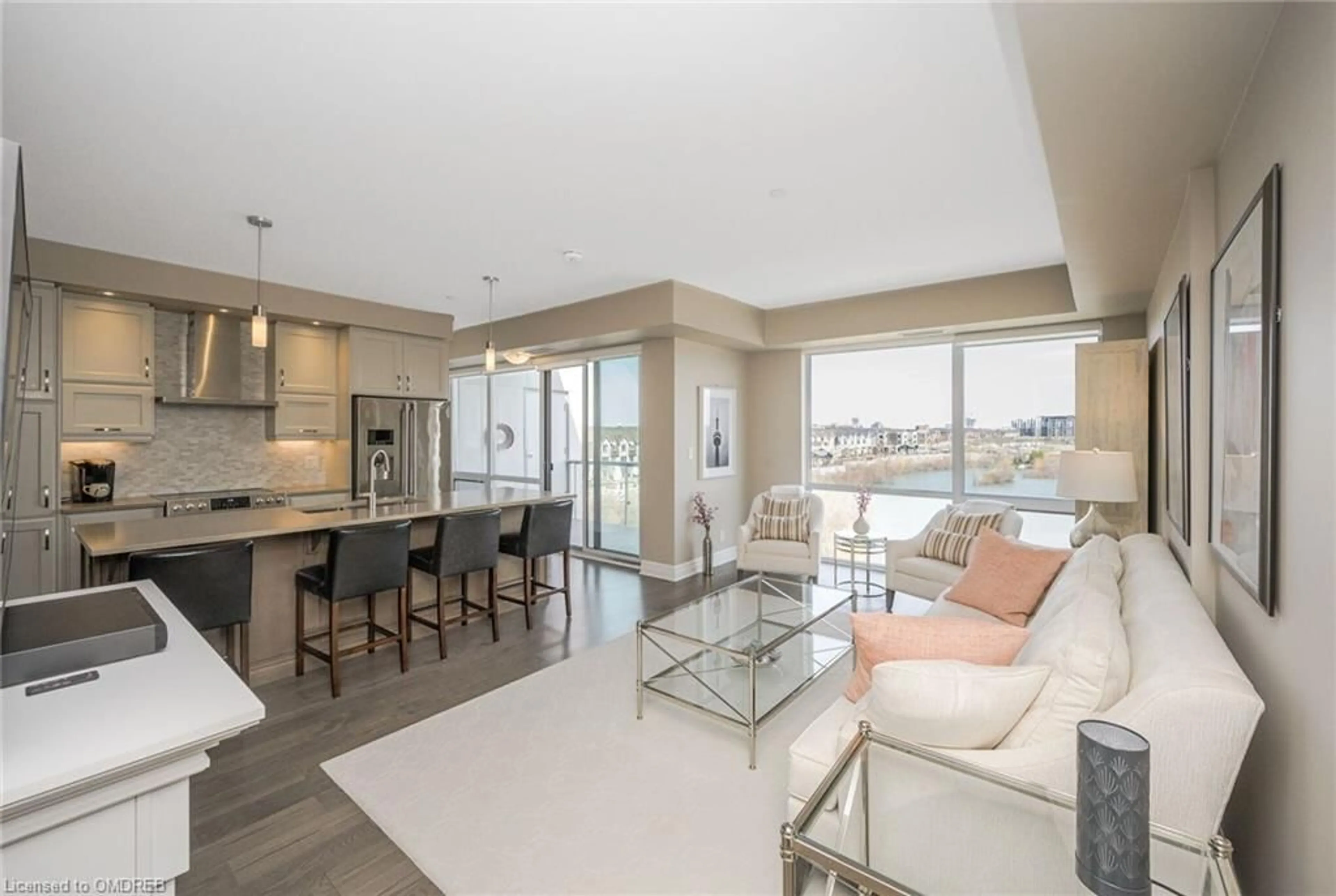 Living room for 3028 Creekshore Common #403, Oakville Ontario L6M 5K6