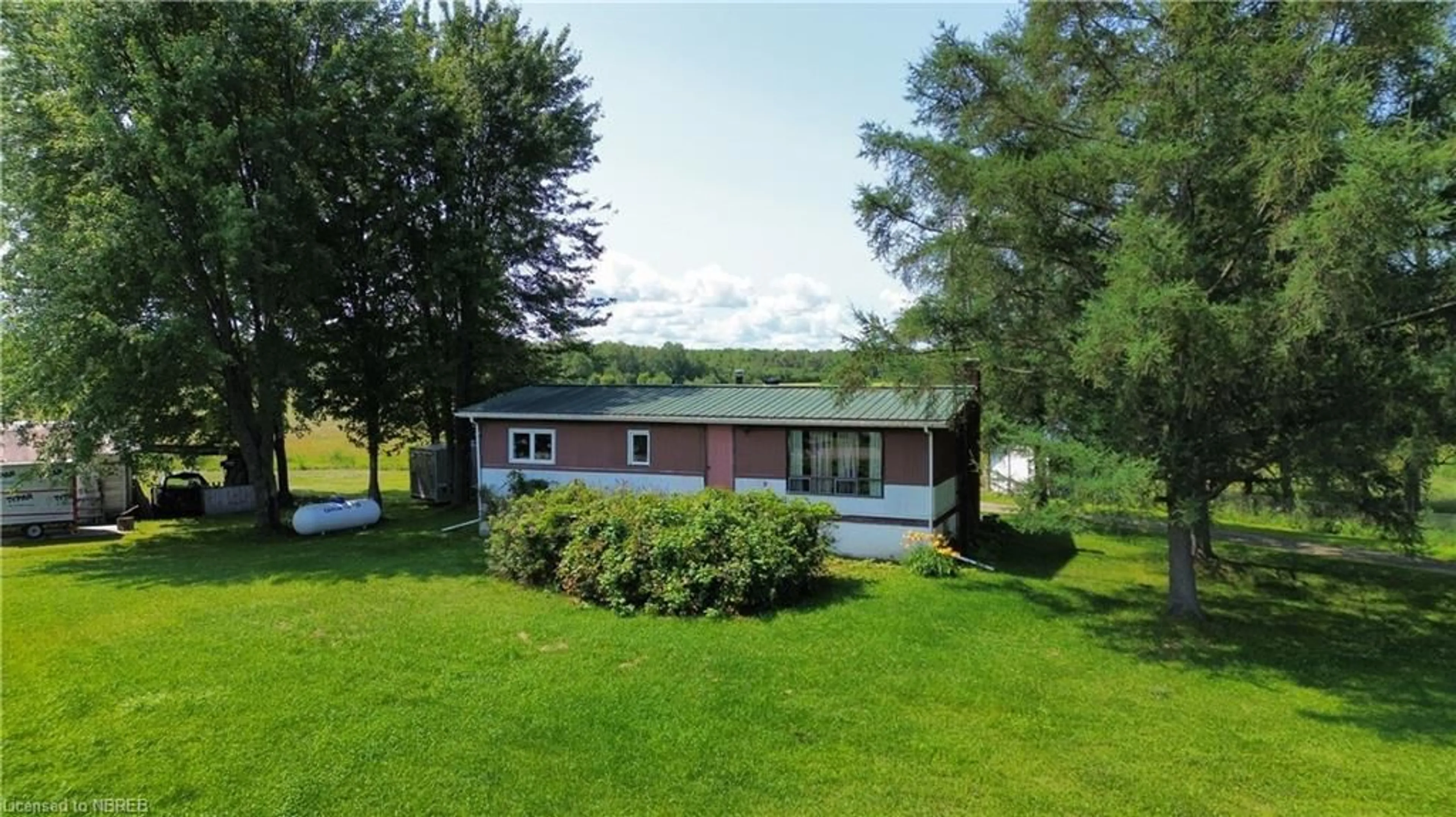 Outside view for 812 Rainville Rd, Verner Ontario P0H 2M0