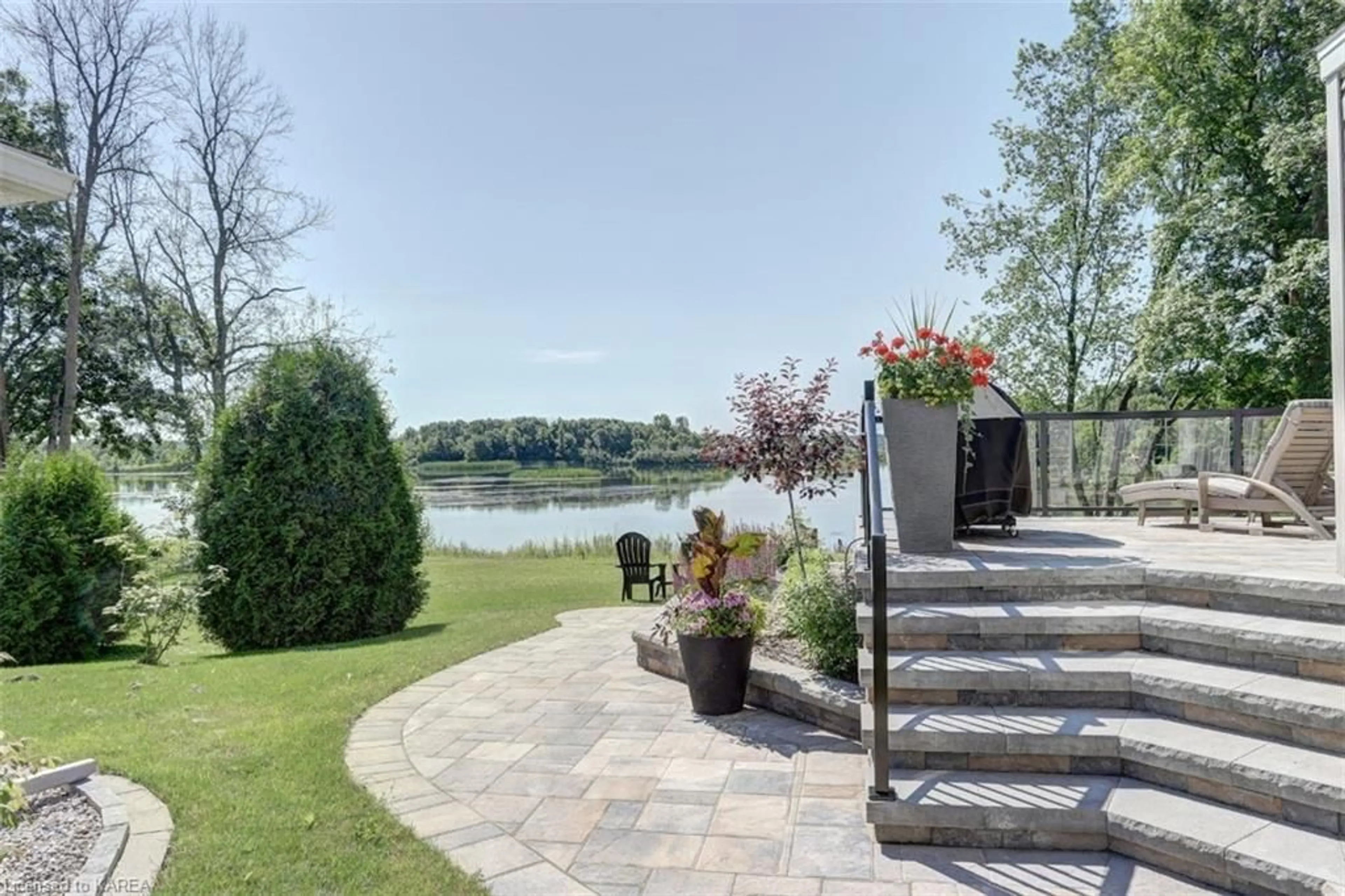 Patio for 10476 County Rd 2 Rd, Iroquois Ontario K0E 1K0