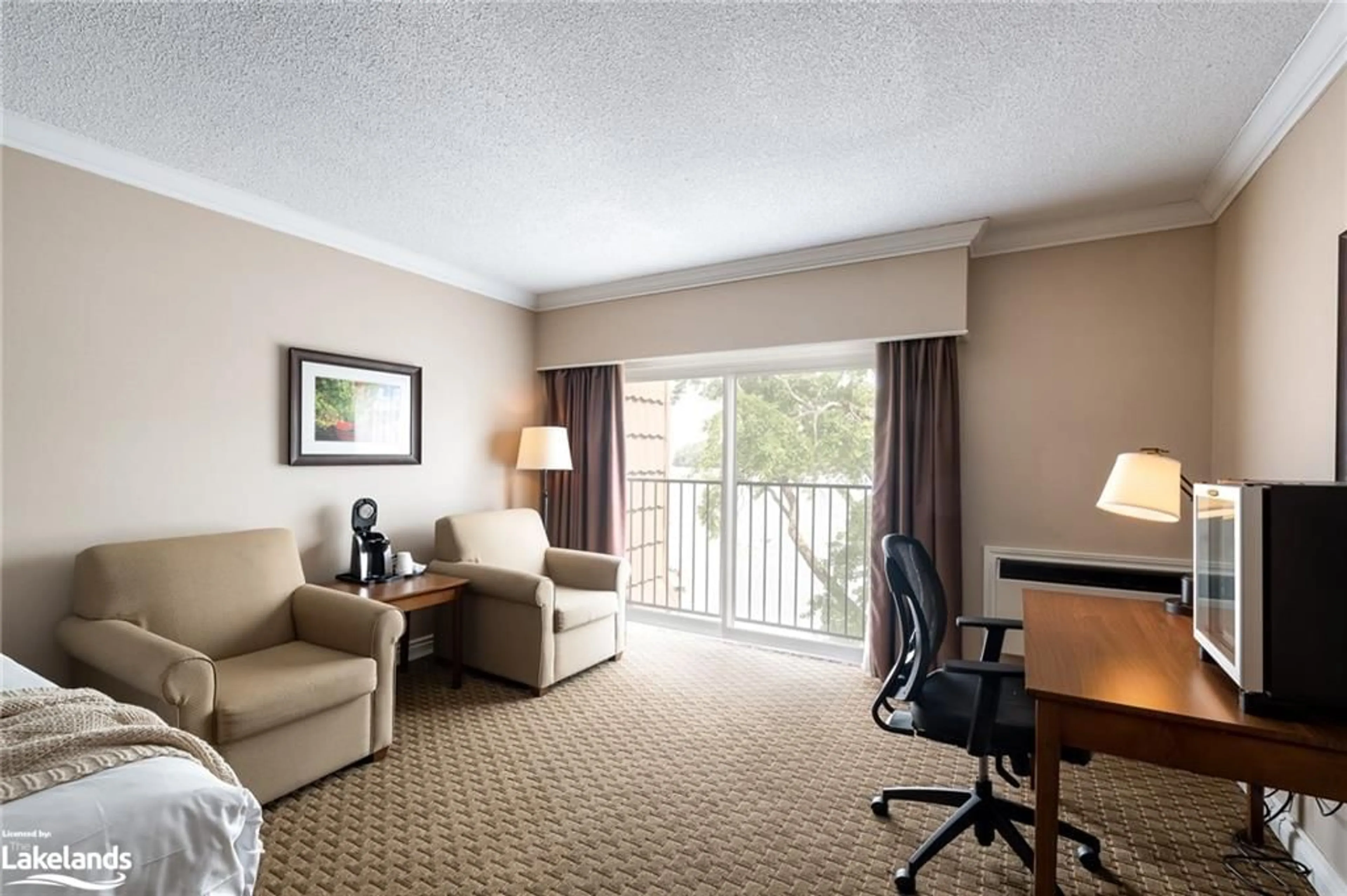 A pic of a room for 1235 Deerhurst Bayshore #417, Huntsville Ontario P1H 1A9