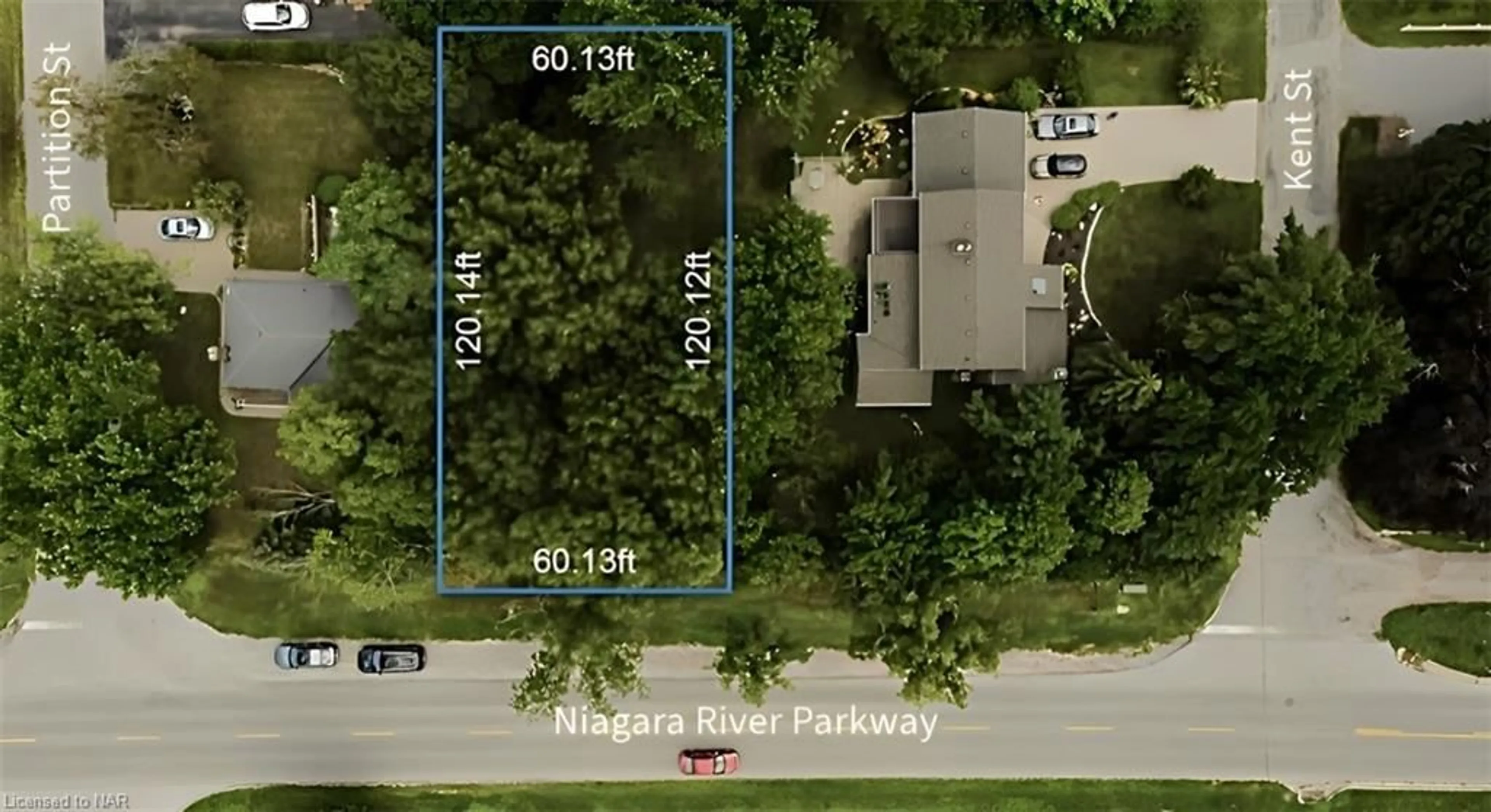 A pic from exterior of the house or condo, the street view for 14389 Niagara River Pky, Niagara-on-the-Lake Ontario L0S 1J0