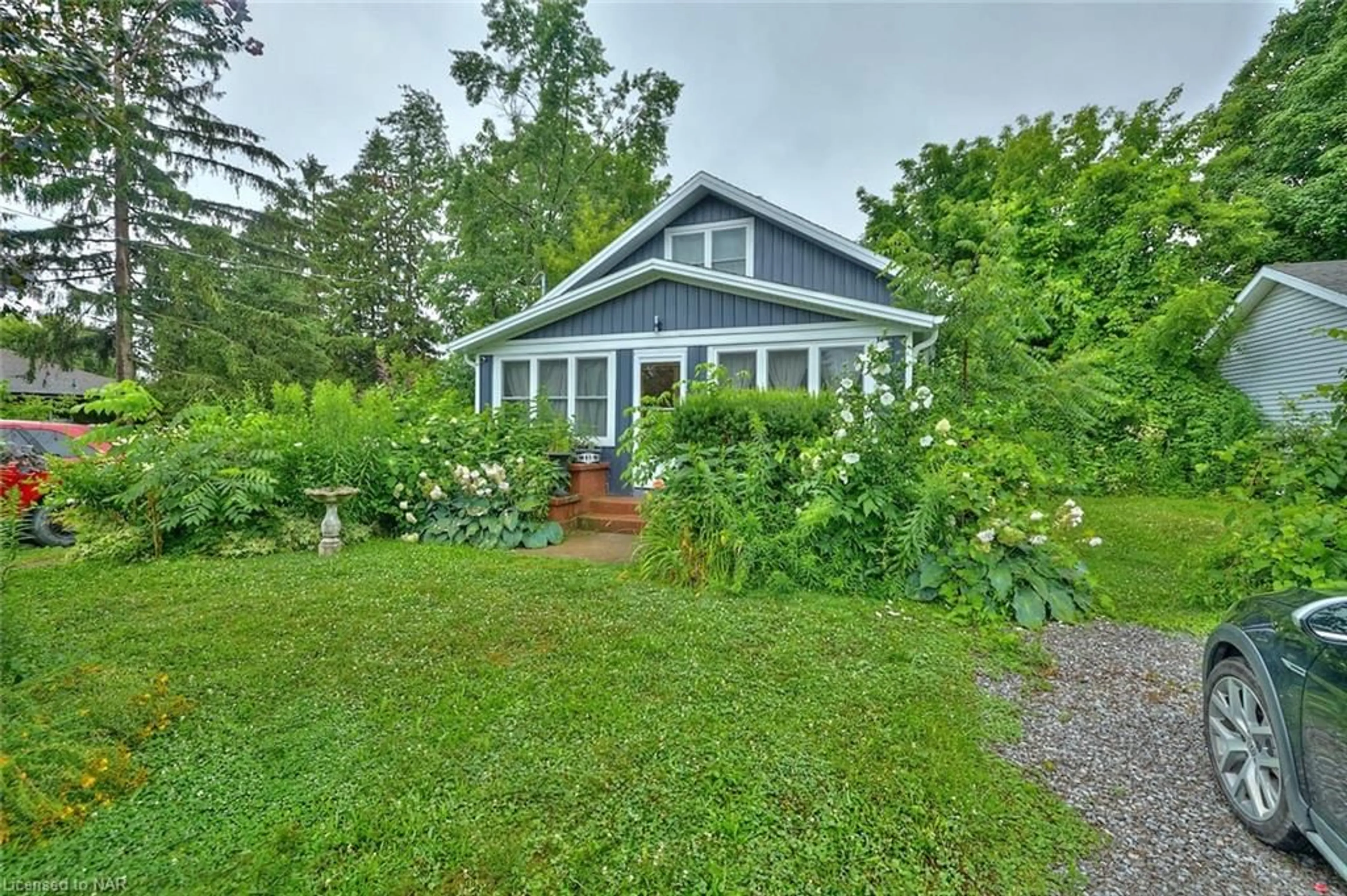 Cottage for 115 Ridgeway Rd, Crystal Beach Ontario L0S 1B0