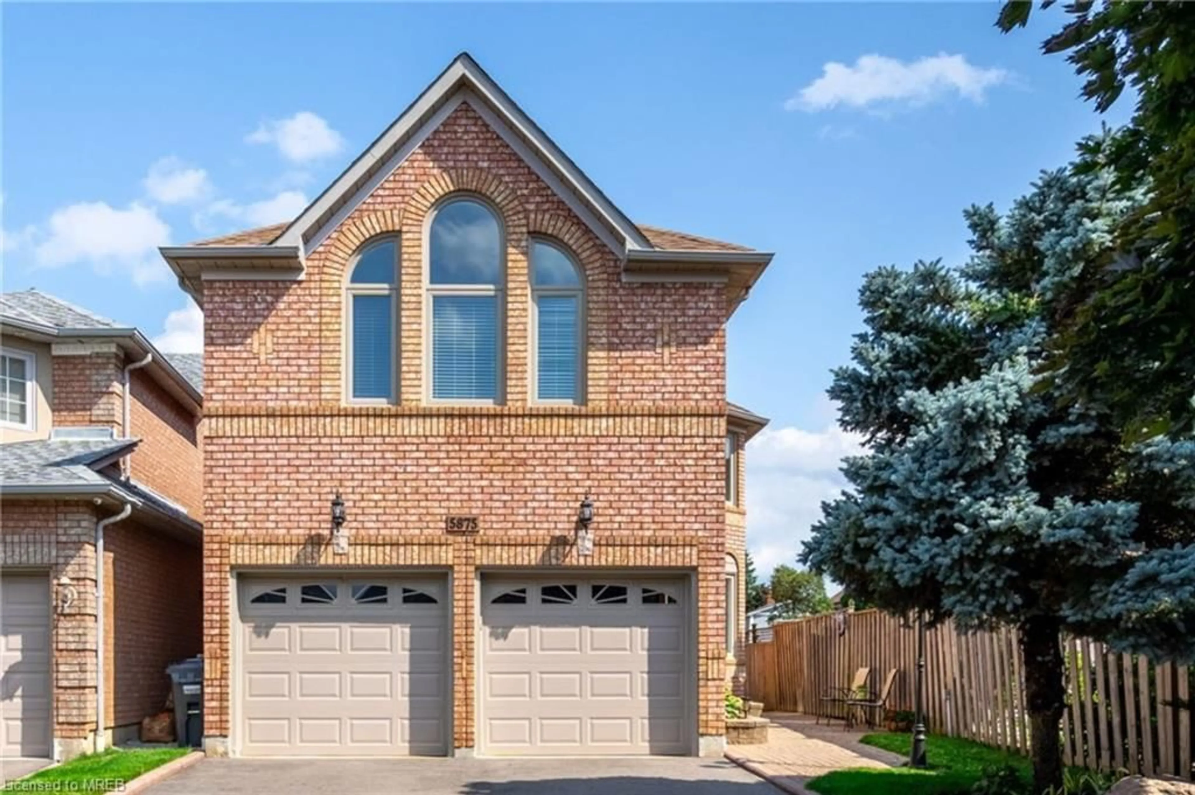 Home with brick exterior material for 5875 Mersey St, Mississauga Ontario L5V 1V9