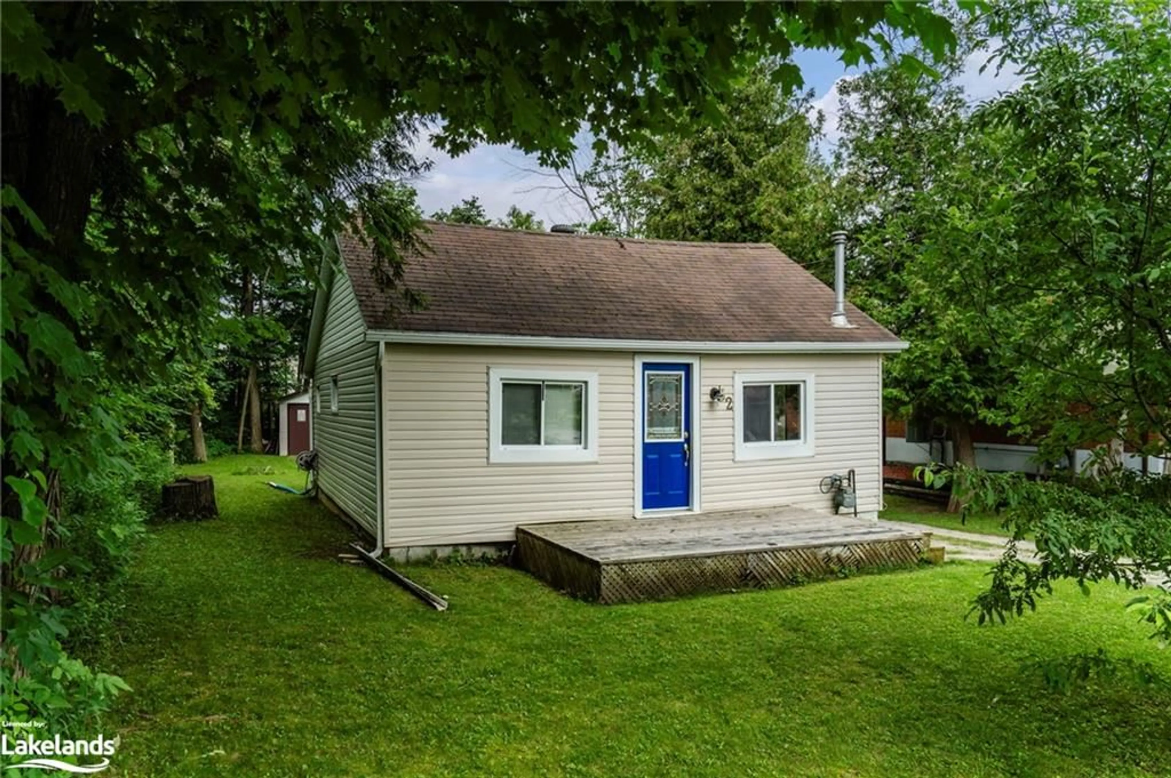 Cottage for 32 Park St, Tay Ontario L0K 2A0