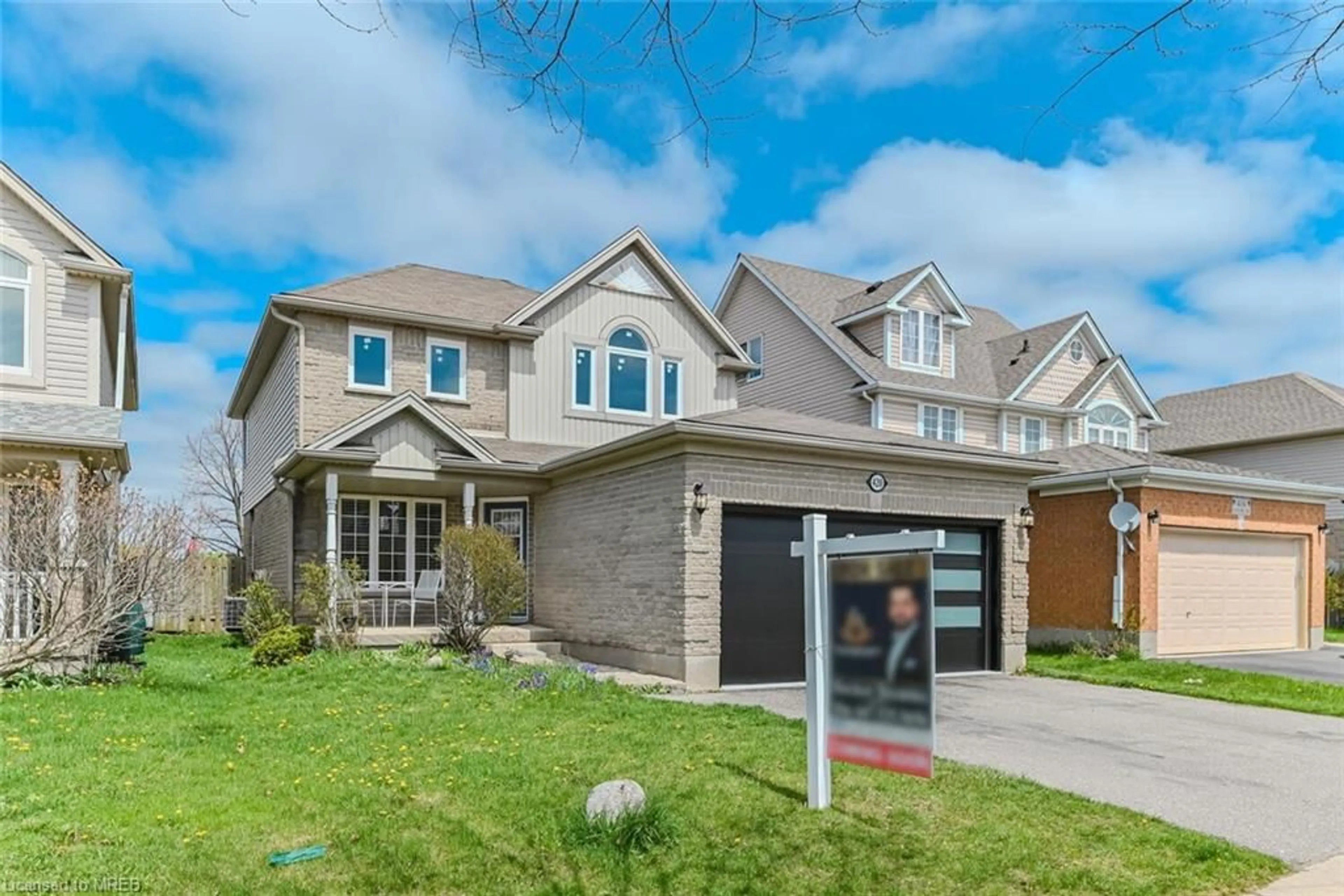 Frontside or backside of a home for 420 Newport Dr, Cambridge Ontario N3H 5S6