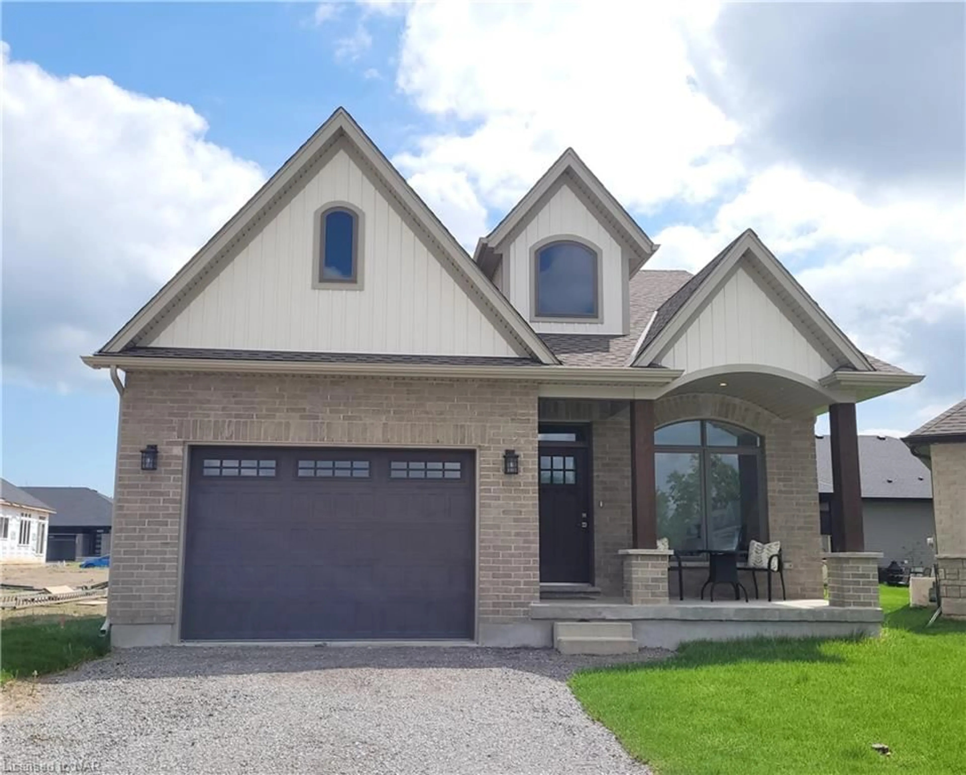 Home with brick exterior material for 4213 Village Creek Dr, Stevensville Ontario L0S 1S0