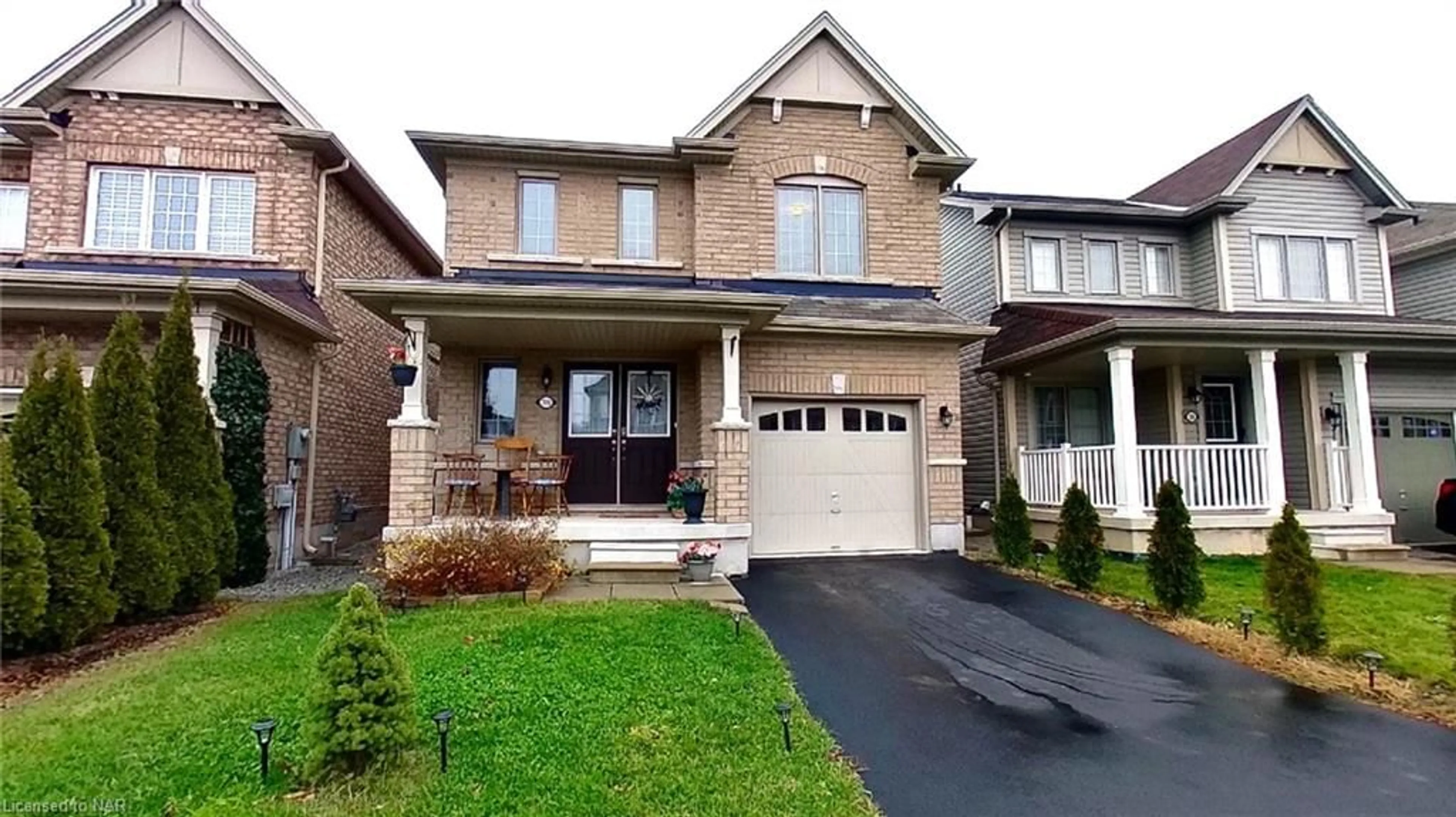 Frontside or backside of a home for 7818 Sweet Birch Rd, Niagara Falls Ontario L2H 0N2