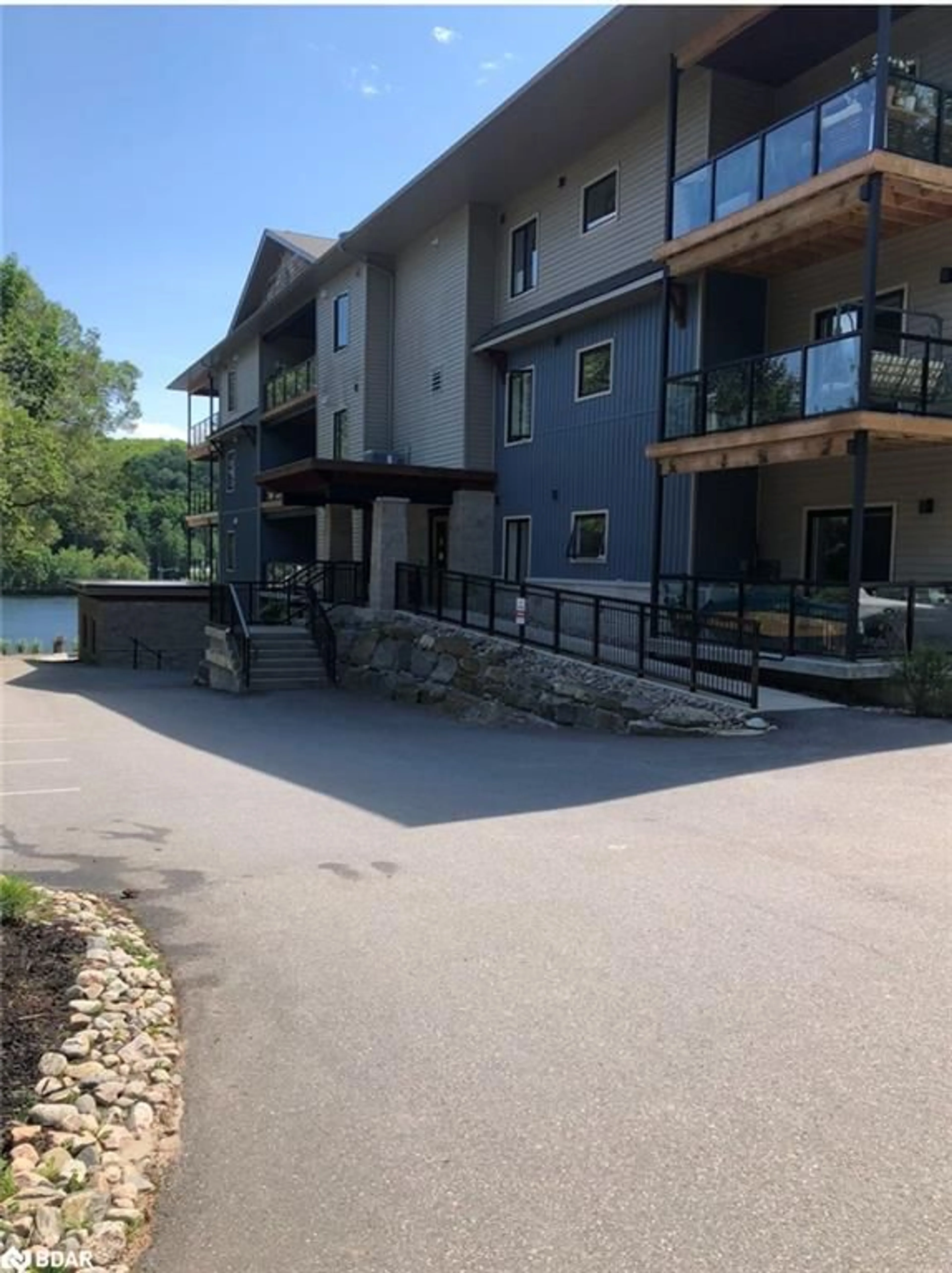 Patio for 75 Wallings Road #201, Haliburton Ontario K0M 1S0