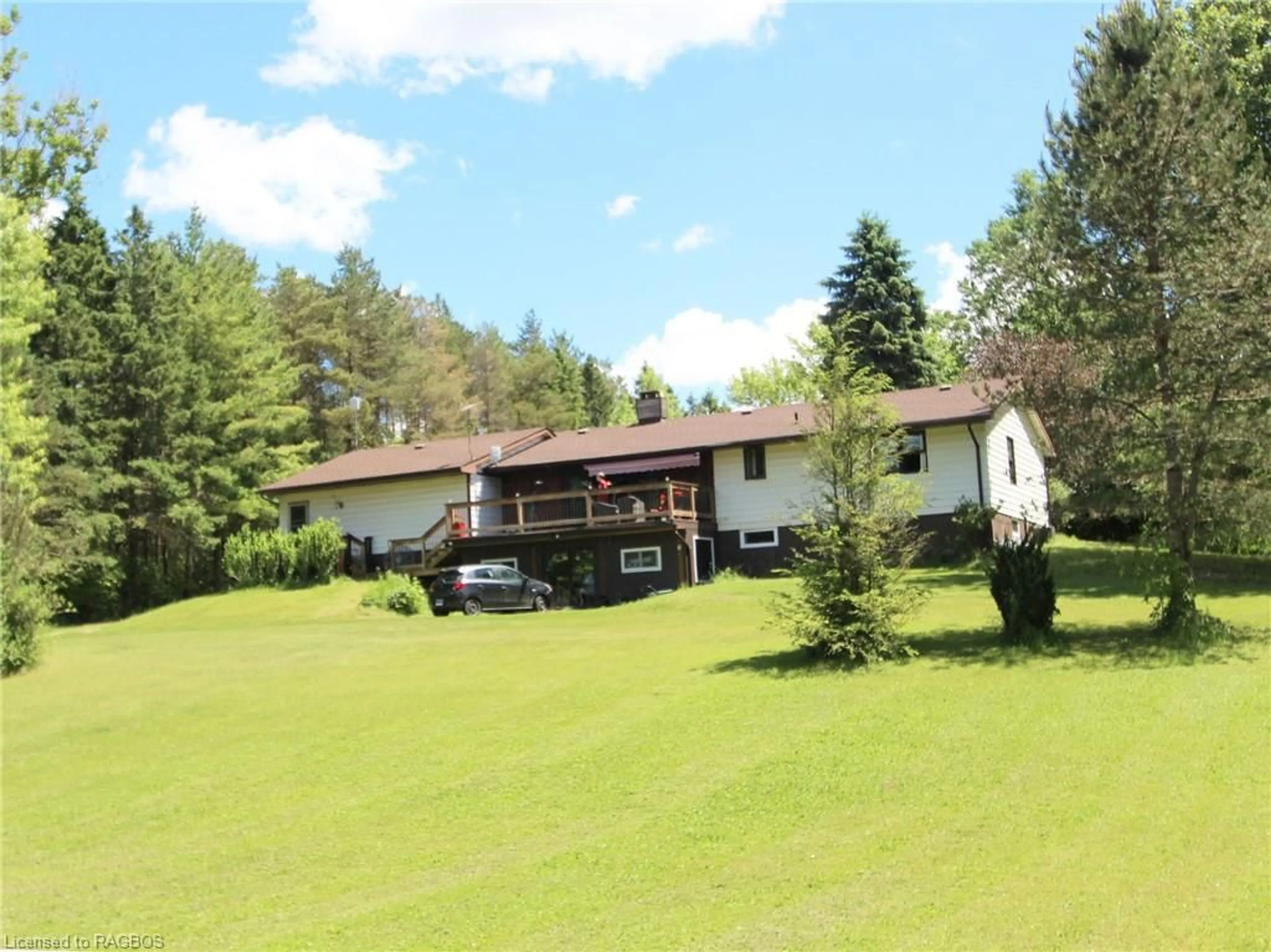 Outside view for 401753 Grey Road 4, West Grey Ontario N4N 3B8