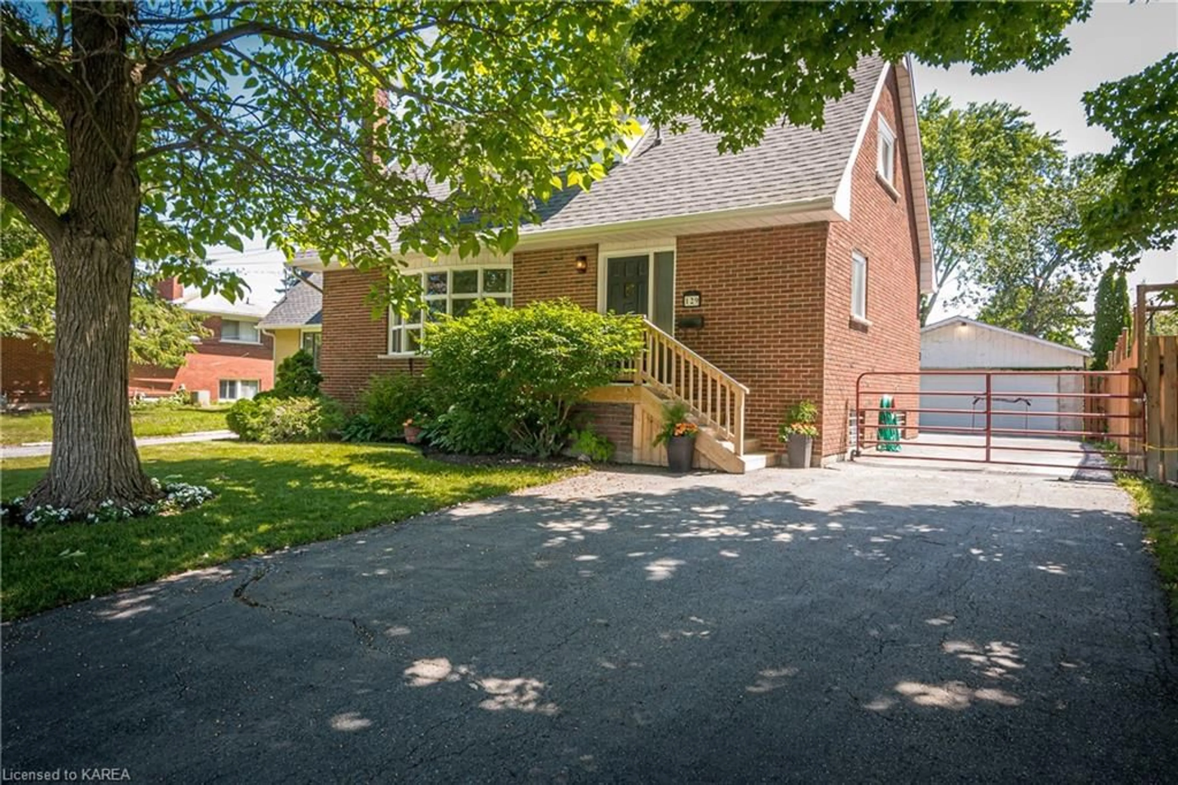 Home with brick exterior material for 129 Wiley St, Kingston Ontario K7K 5B6