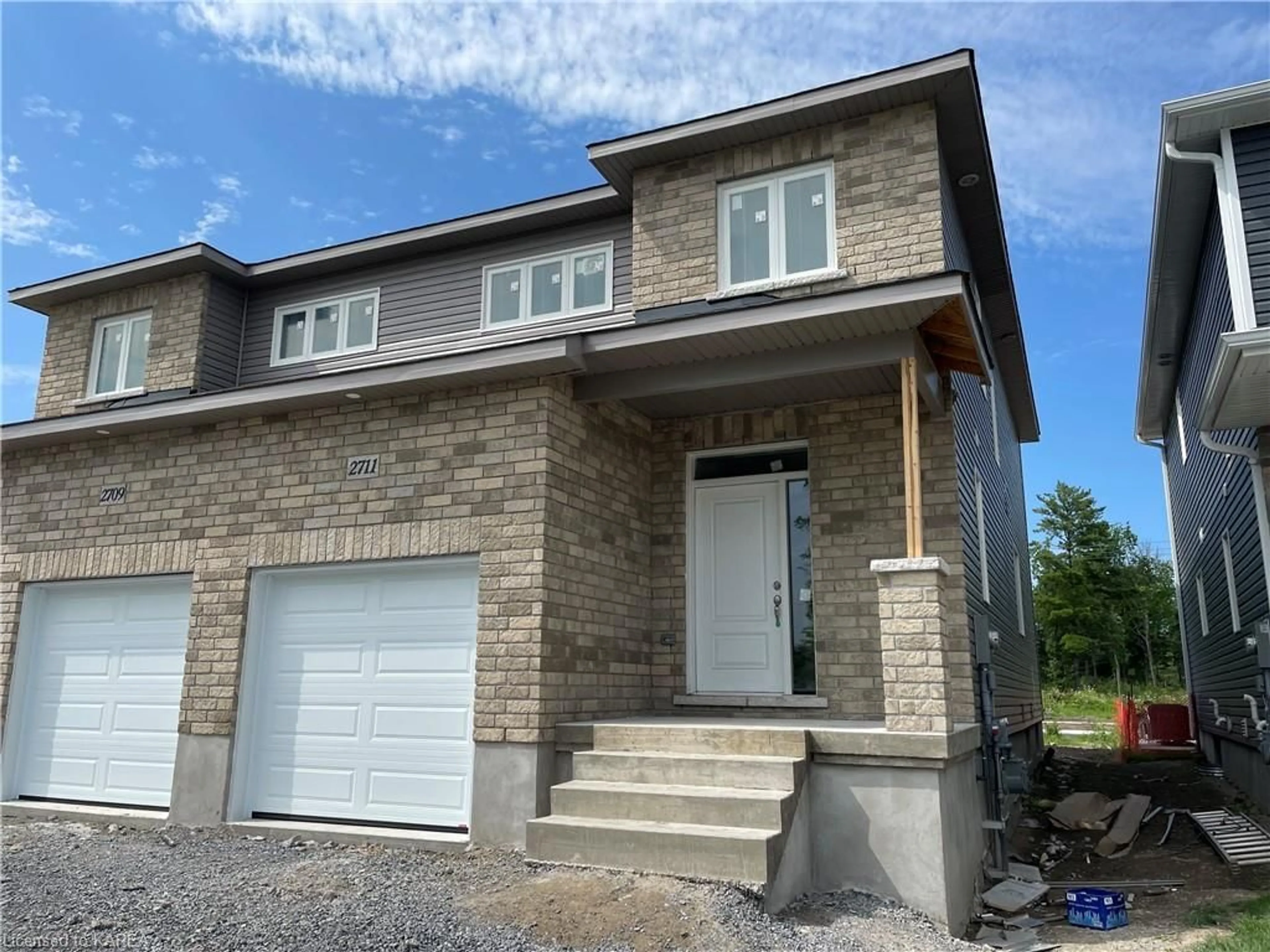 Home with brick exterior material for 2711 Delmar St, Kingston Ontario K7P 0J1