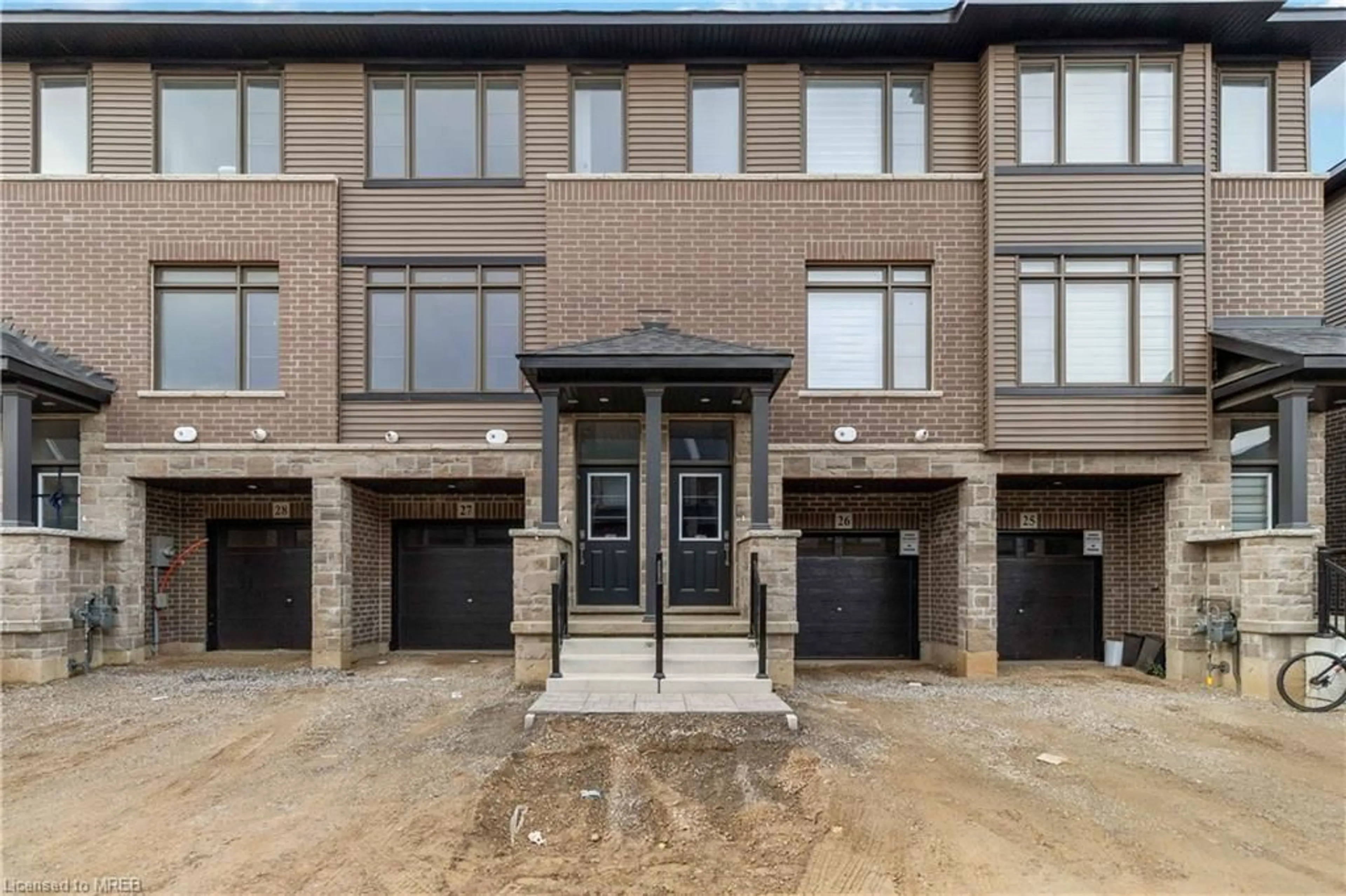 A pic from exterior of the house or condo for 120 Court Dr #27, Paris Ontario N3L 0N2