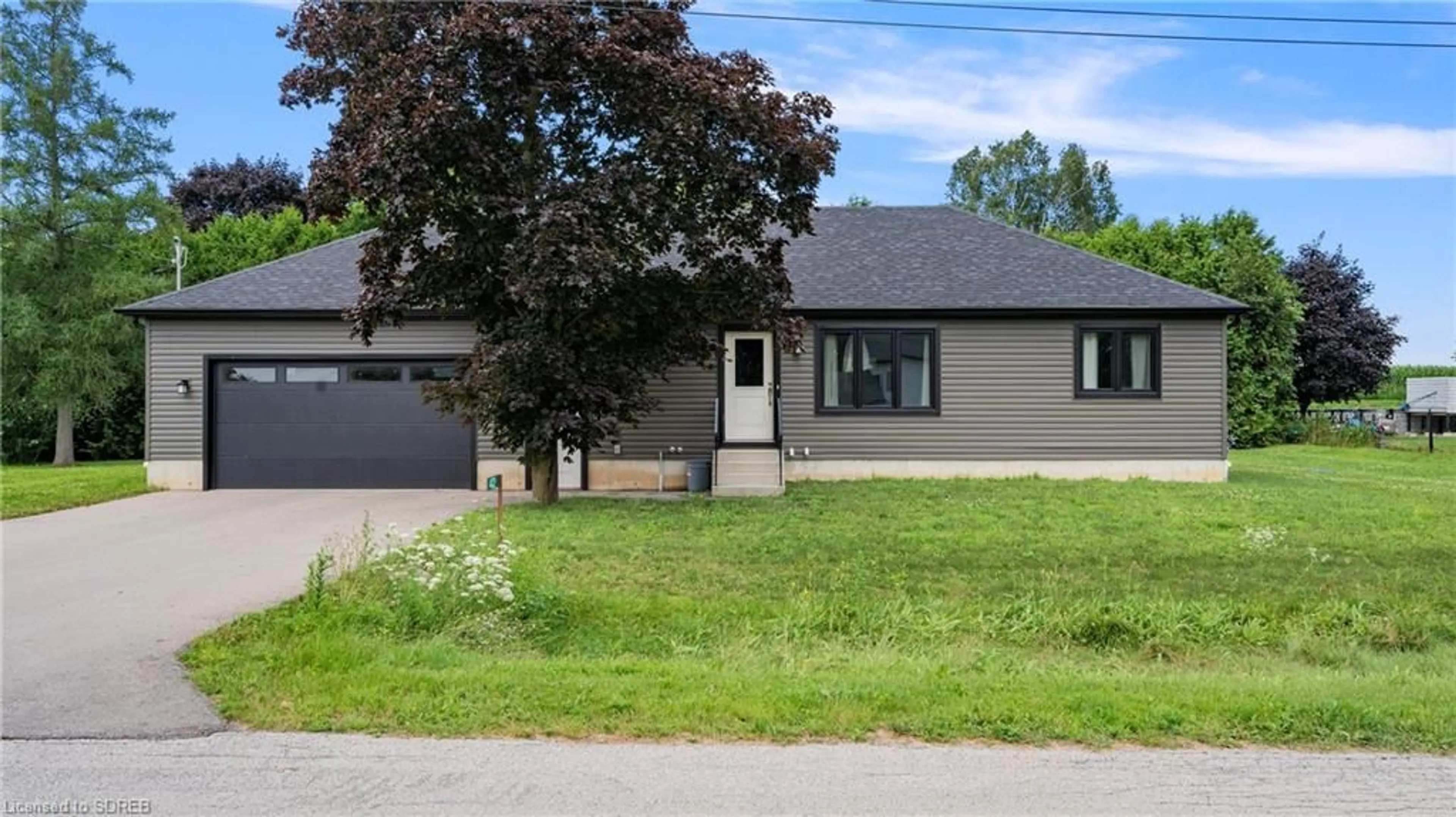 Frontside or backside of a home for 42 Alpha St, Delhi Ontario N4B 1B2