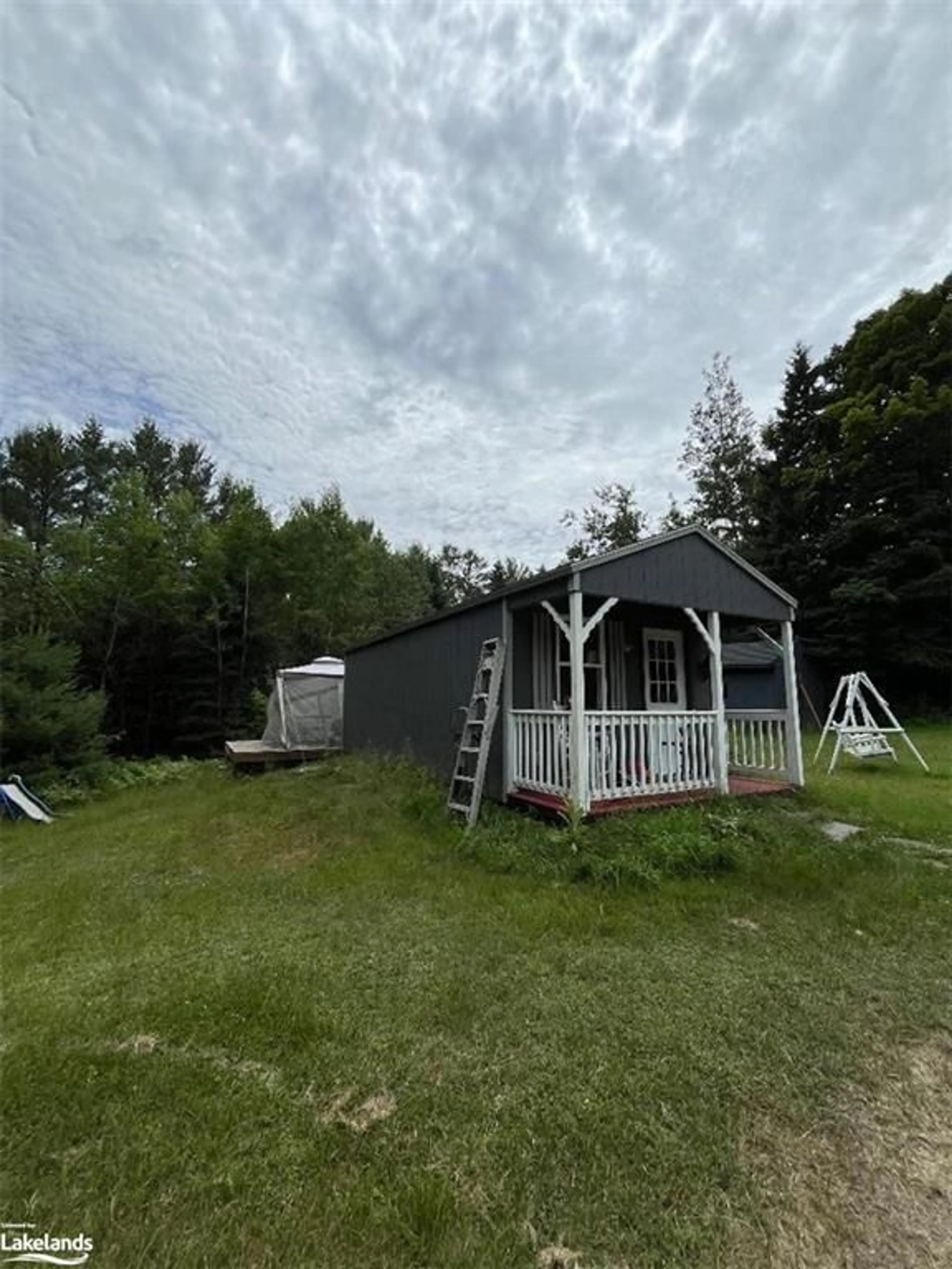 Shed for 295 Muskoka Rd 10, Huntsville Ontario P0B 1L0