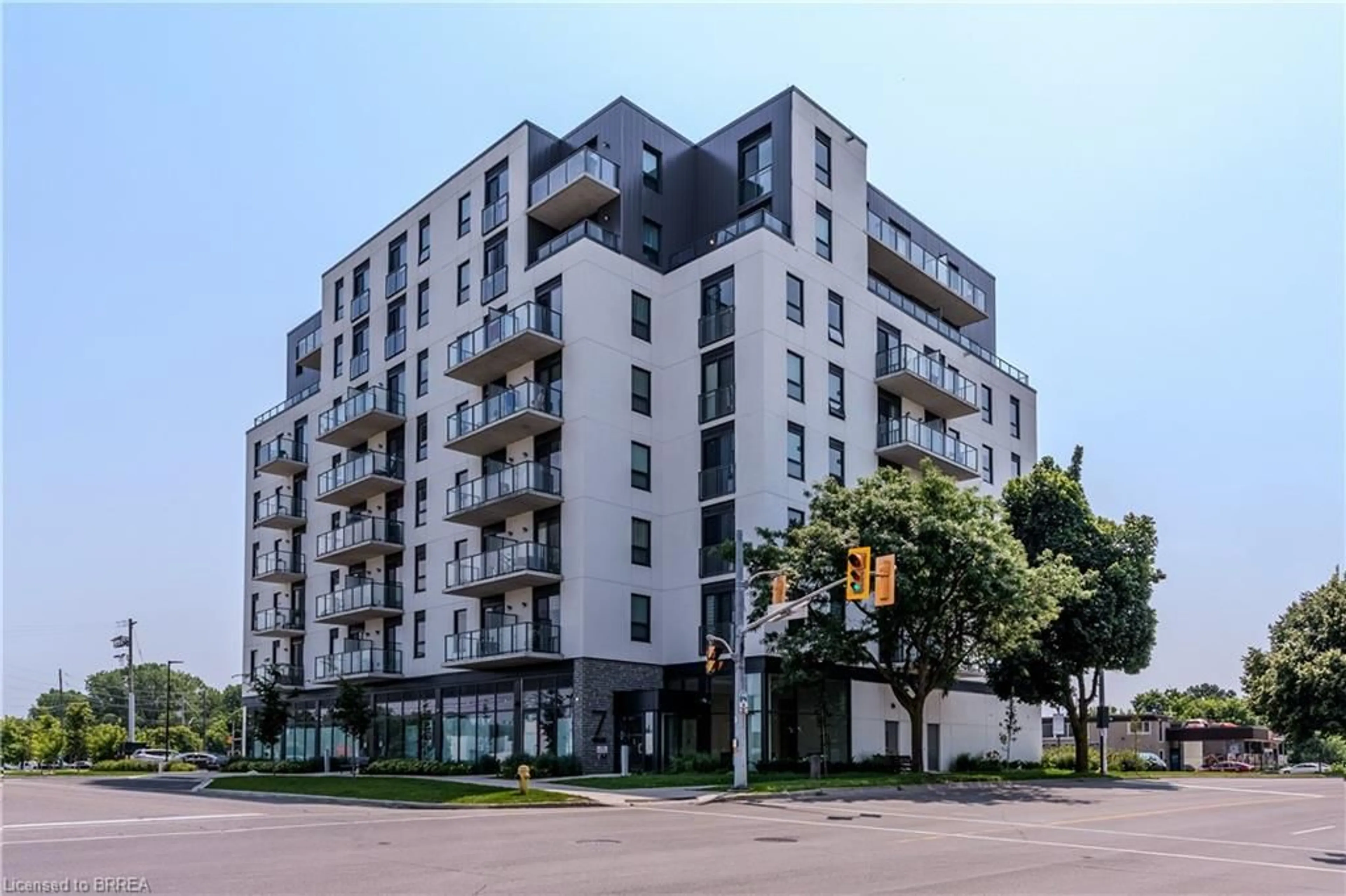 A pic from exterior of the house or condo, the front or back of building for 7 Erie Ave #206, Brantford Ontario N3S 2E7