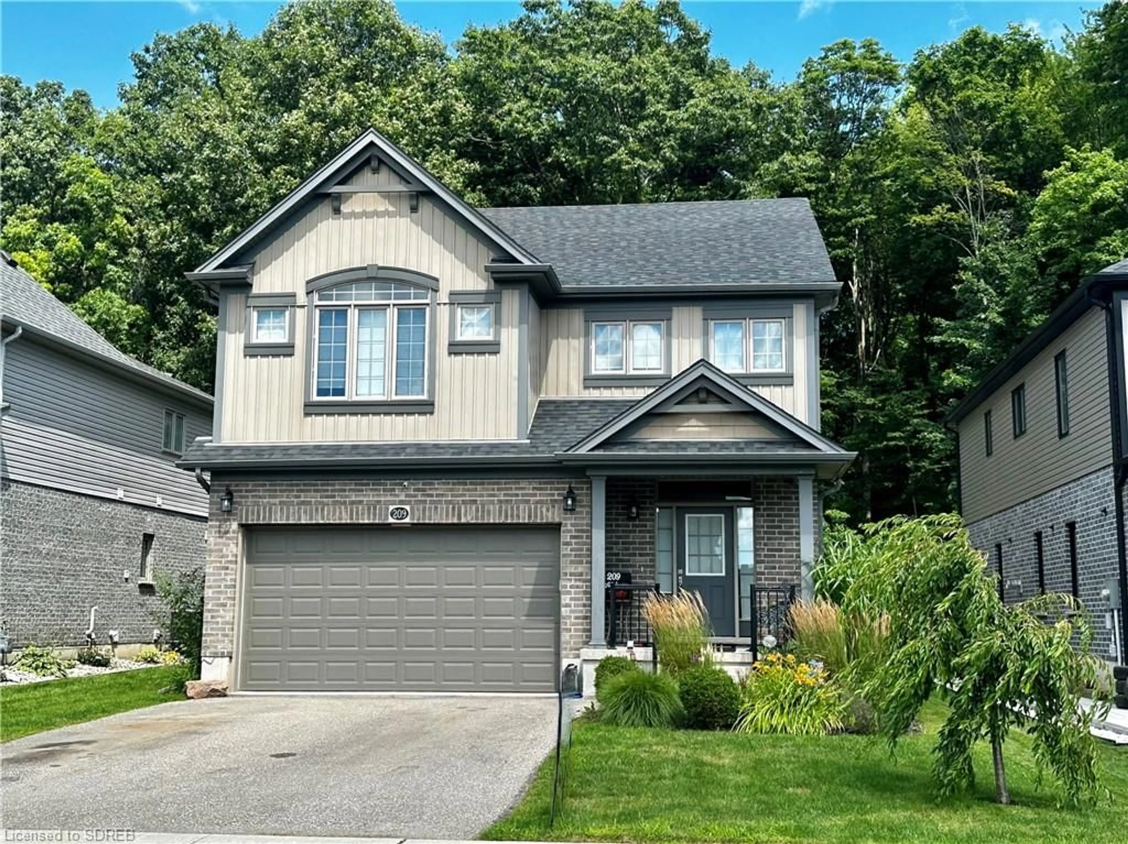 Frontside or backside of a home for 209 Woodway Trail, Simcoe Ontario N3Y 0C7