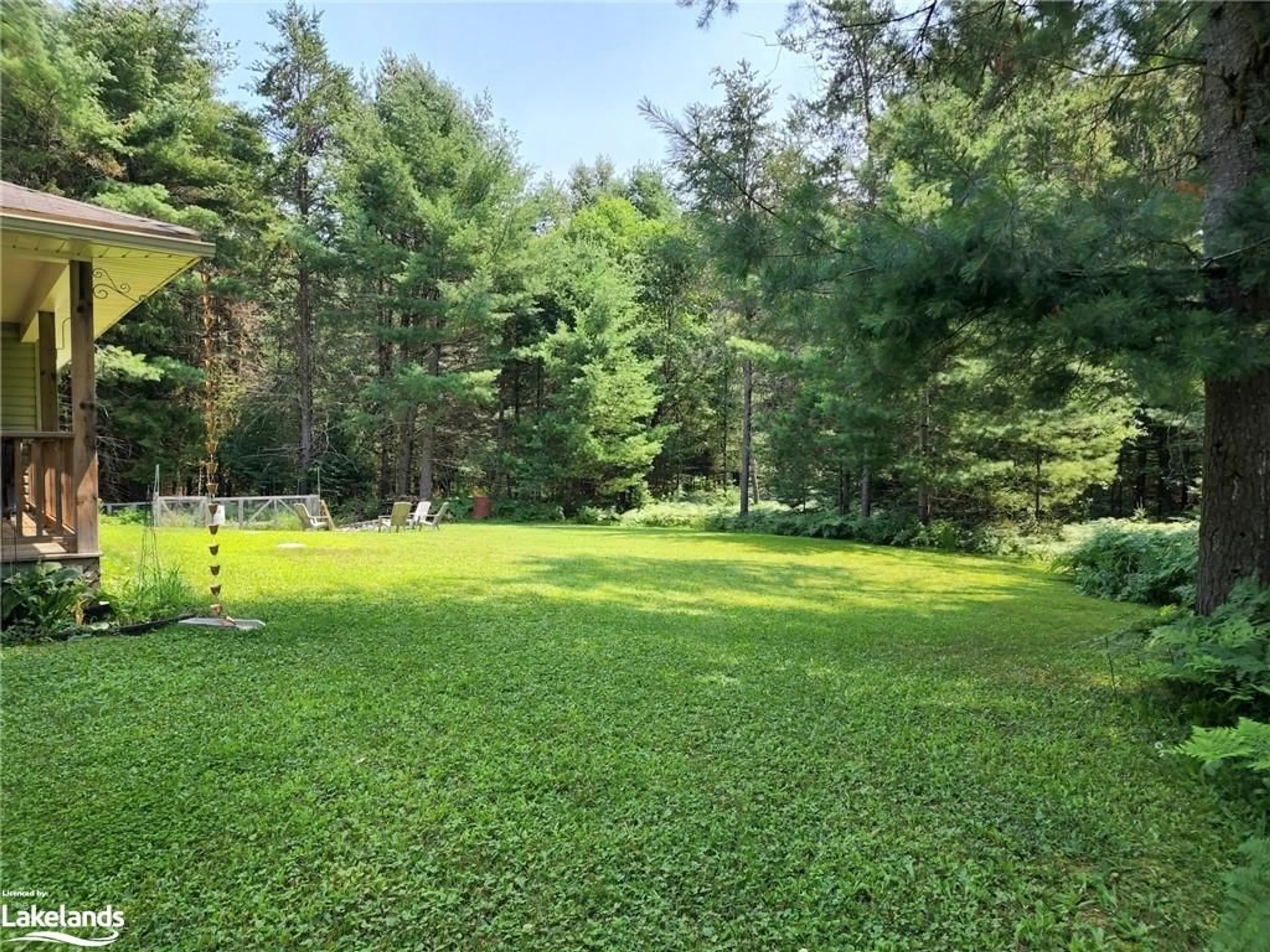 Fenced yard for 557 Mary Lake Rd, Port Sydney Ontario P0B 1L0