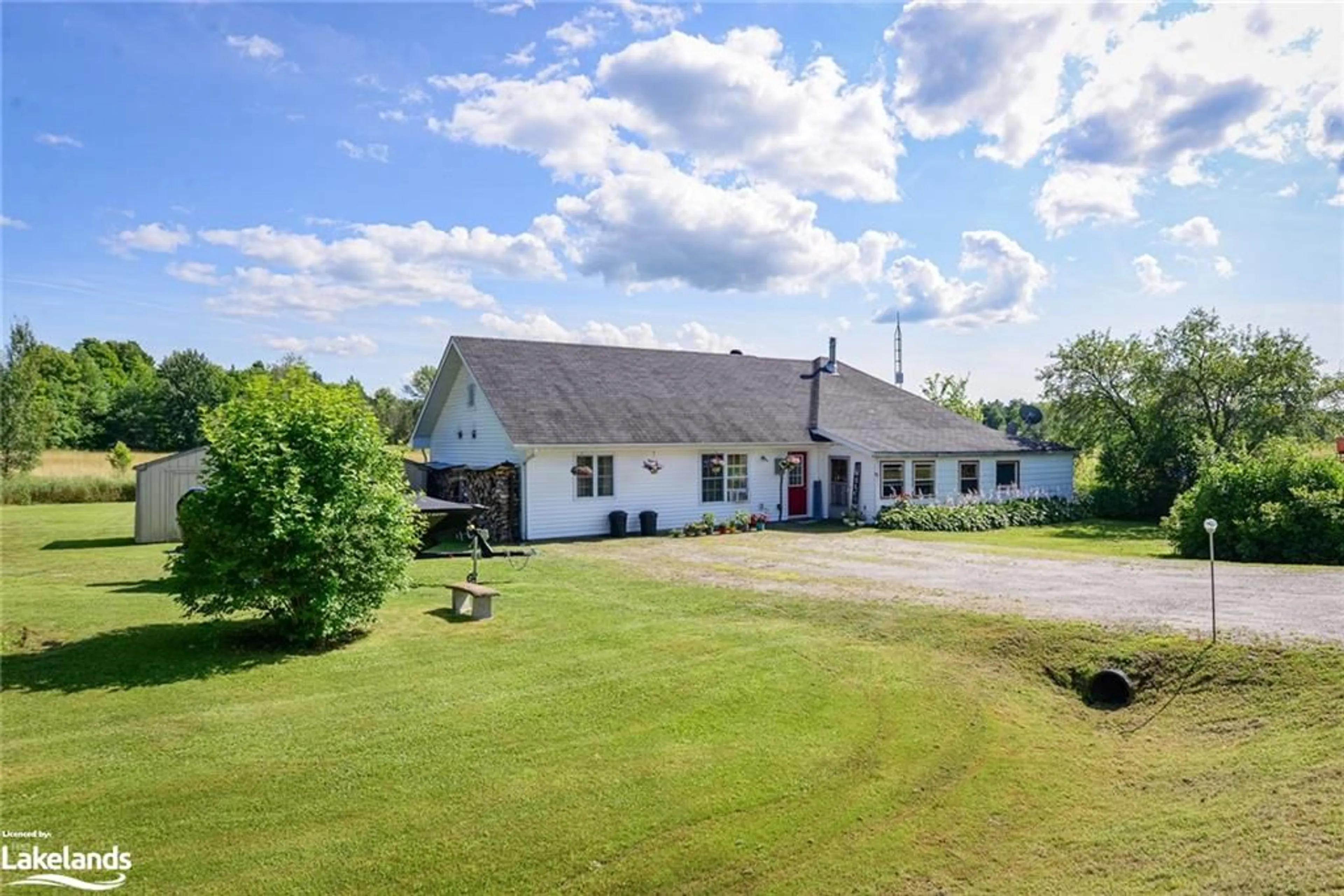 Cottage for 1491 Kilworthy Rd, Kilworthy Ontario P0E 1G0