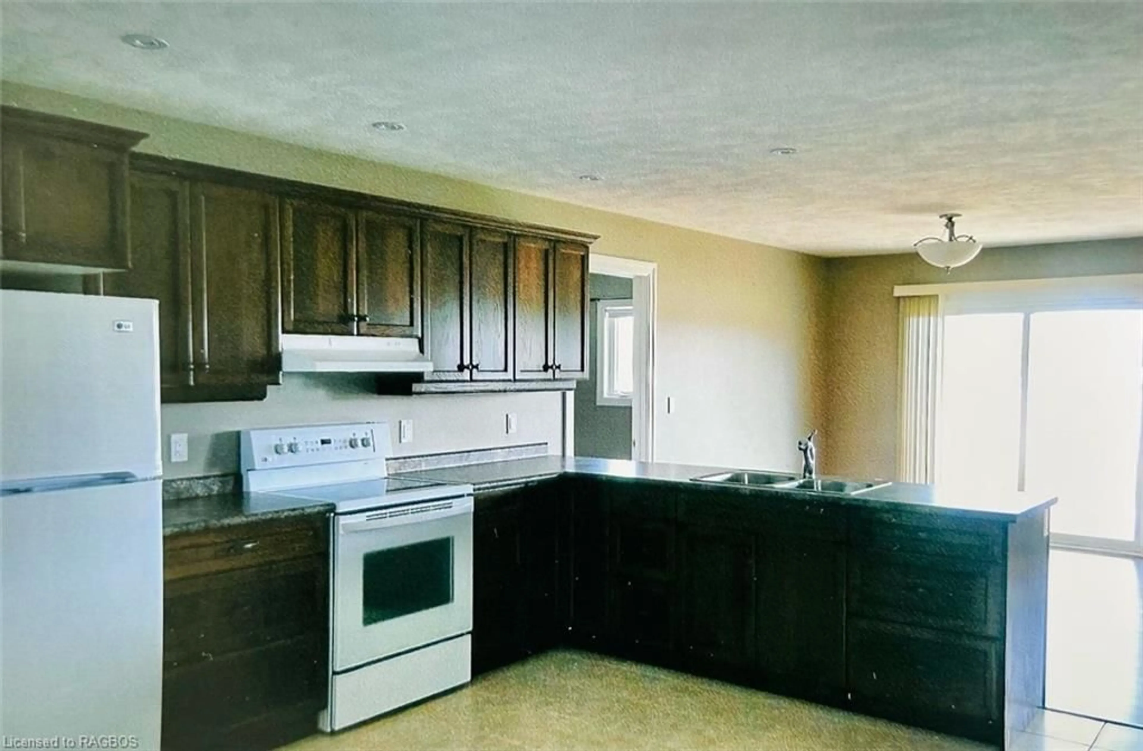 Kitchen for 310 Durham St, Walkerton Ontario N0G 2V0