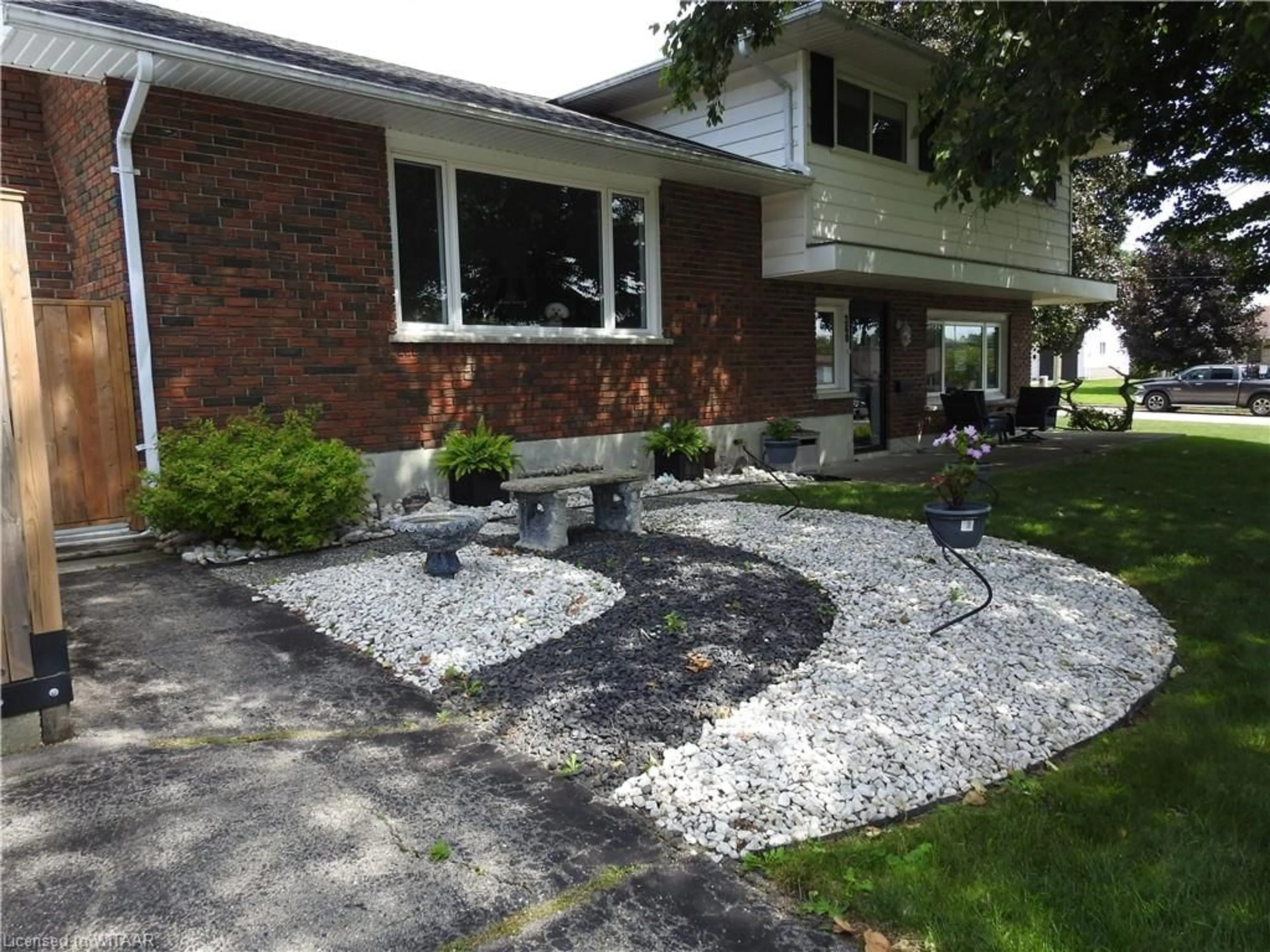 Patio, the street view for 260 Ferncrest Rd, Woodstock Ontario N4S 7S7