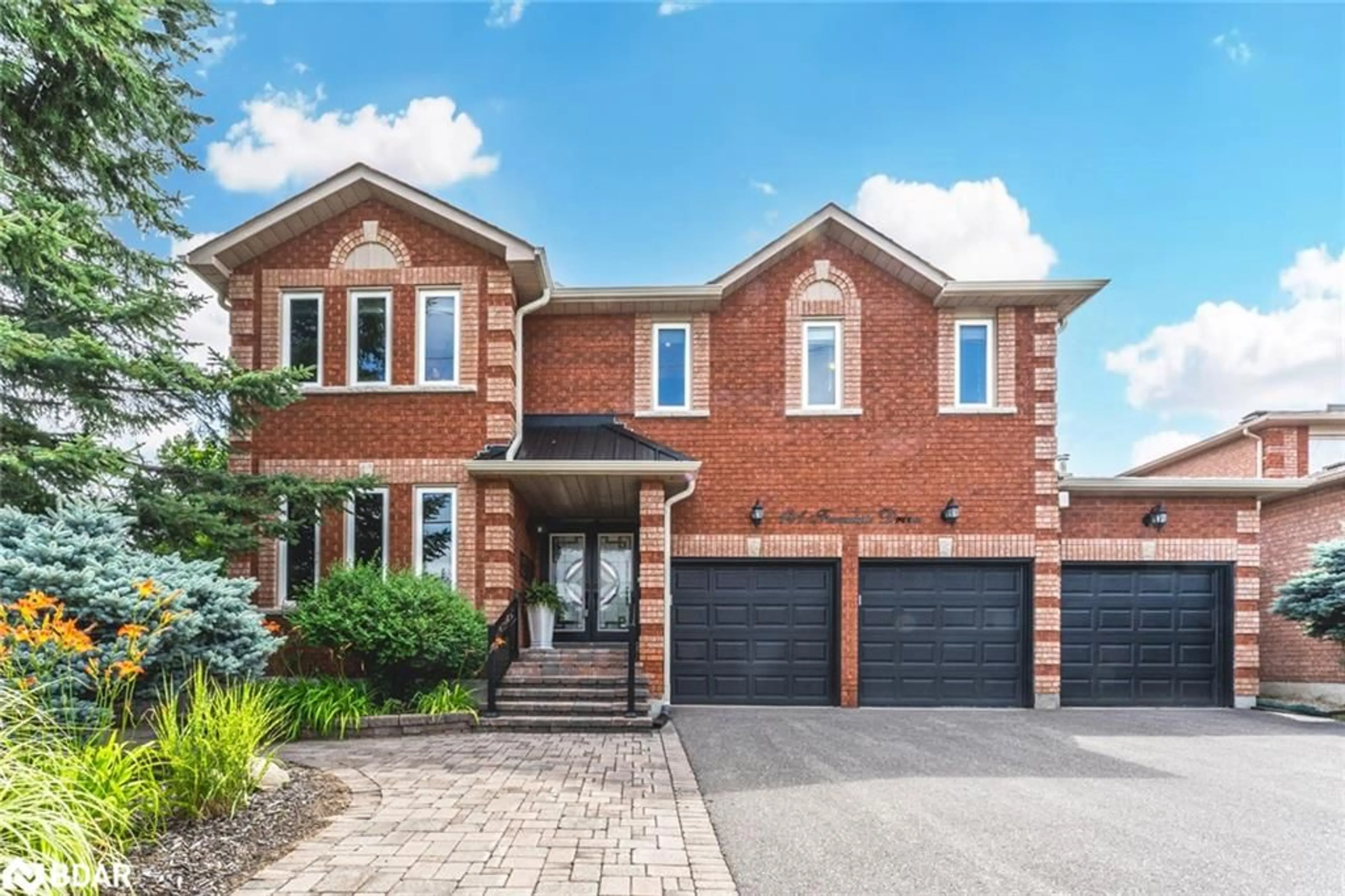 Home with brick exterior material for 141 Ferndale Dr, Barrie Ontario L4N 6X9