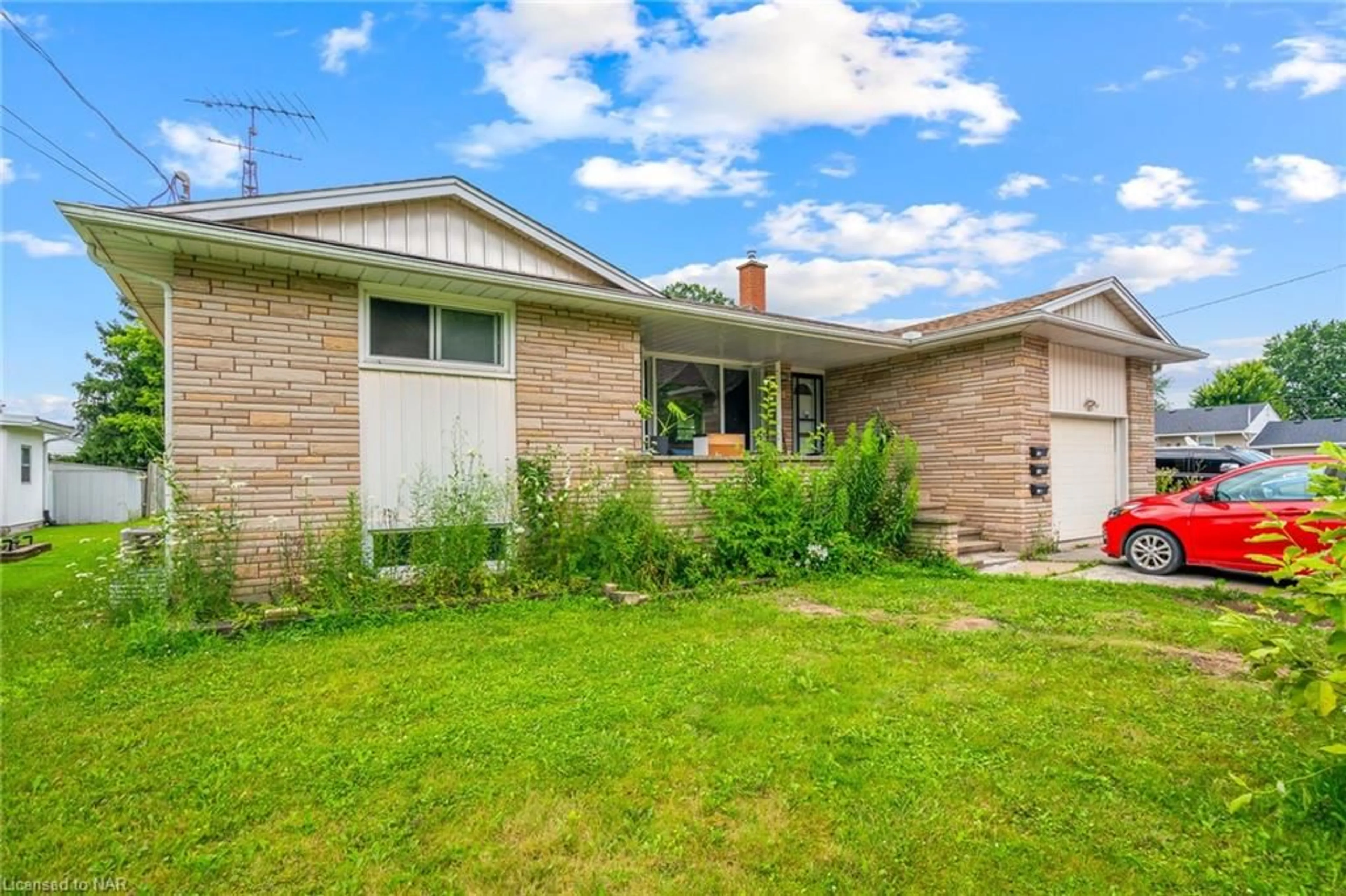 Frontside or backside of a home for 463 Clare Ave, Welland Ontario L3C 3B4