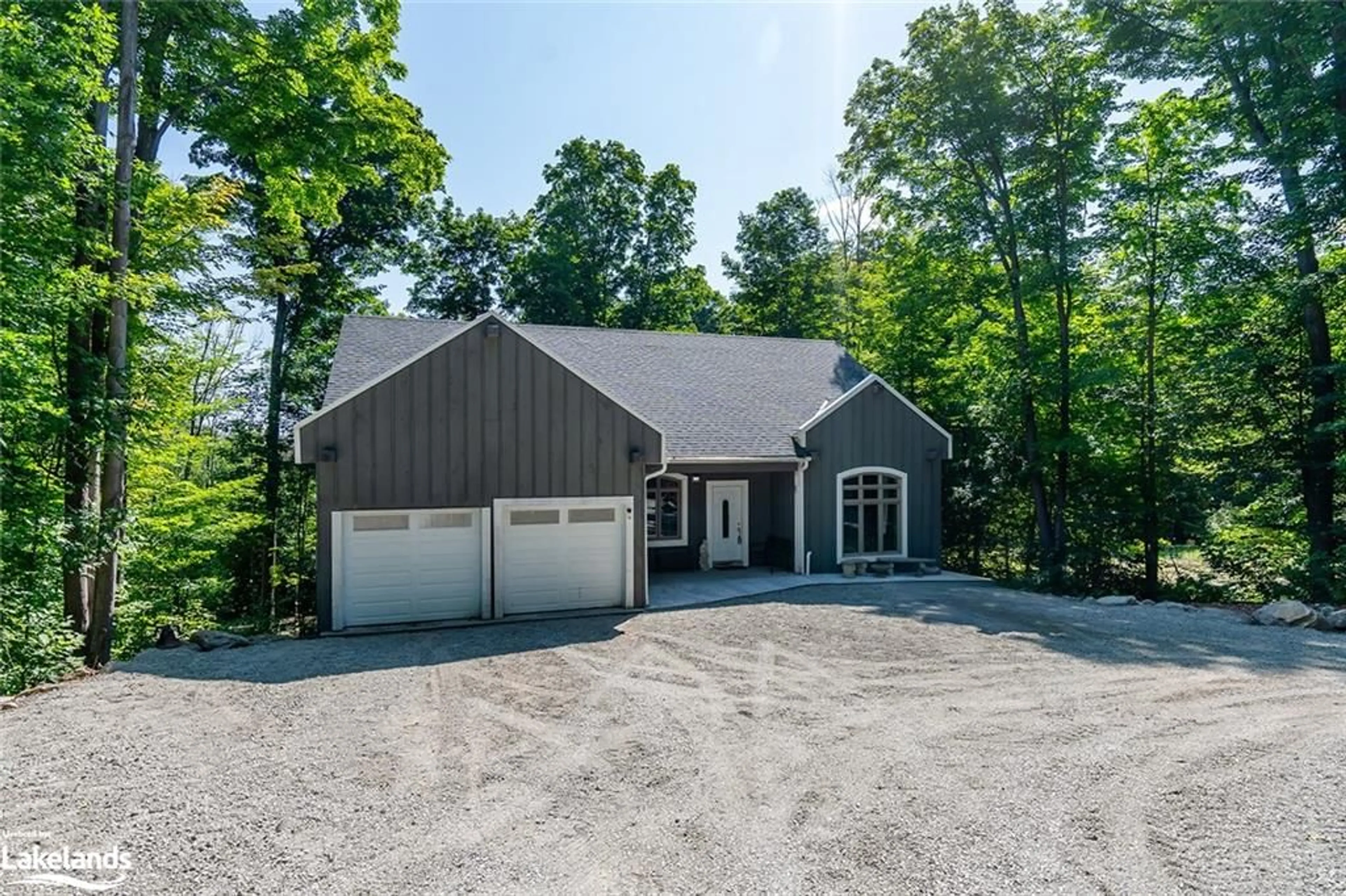 Frontside or backside of a home for 1147 Old Creamery Rd, Severn Ontario L0K 1E0