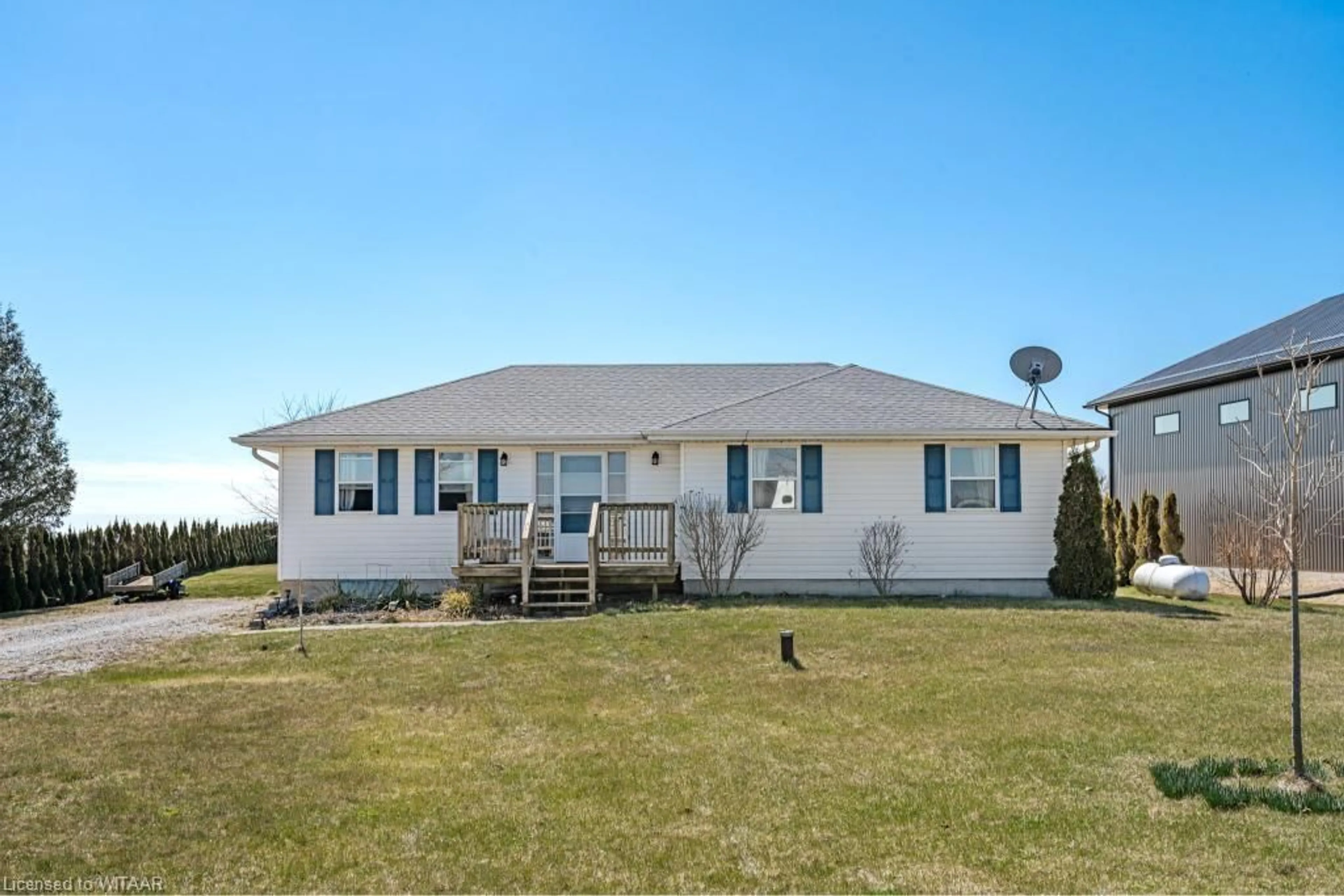 Frontside or backside of a home for 742 Lakeshore Rd Pvt, Port Burwell Ontario N0J 1T0