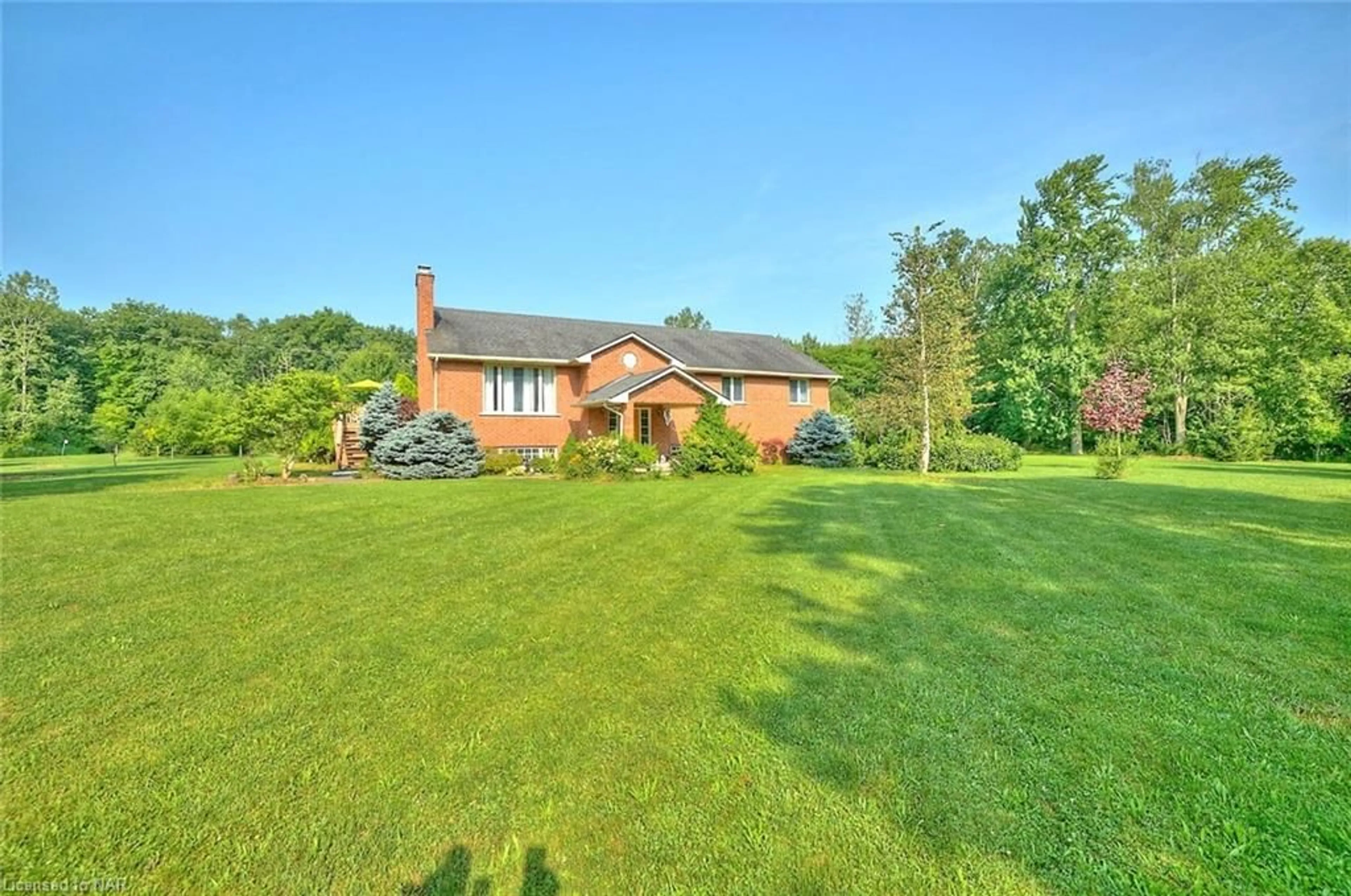 A pic from exterior of the house or condo, cottage for 51250 Tunnacliffe Rd, Wainfleet Ontario L3B 5N6